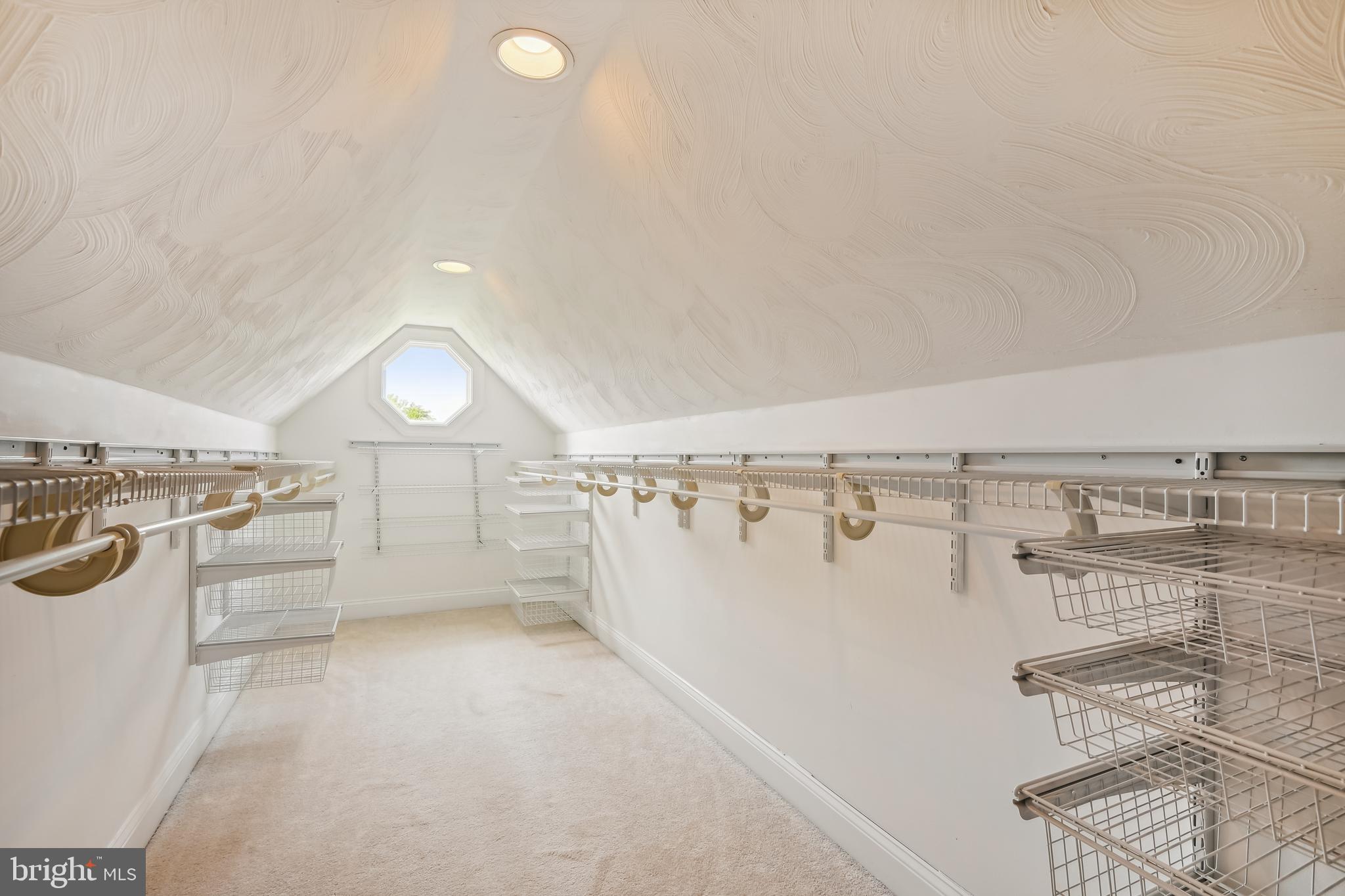 KENT ISLAND - Residential