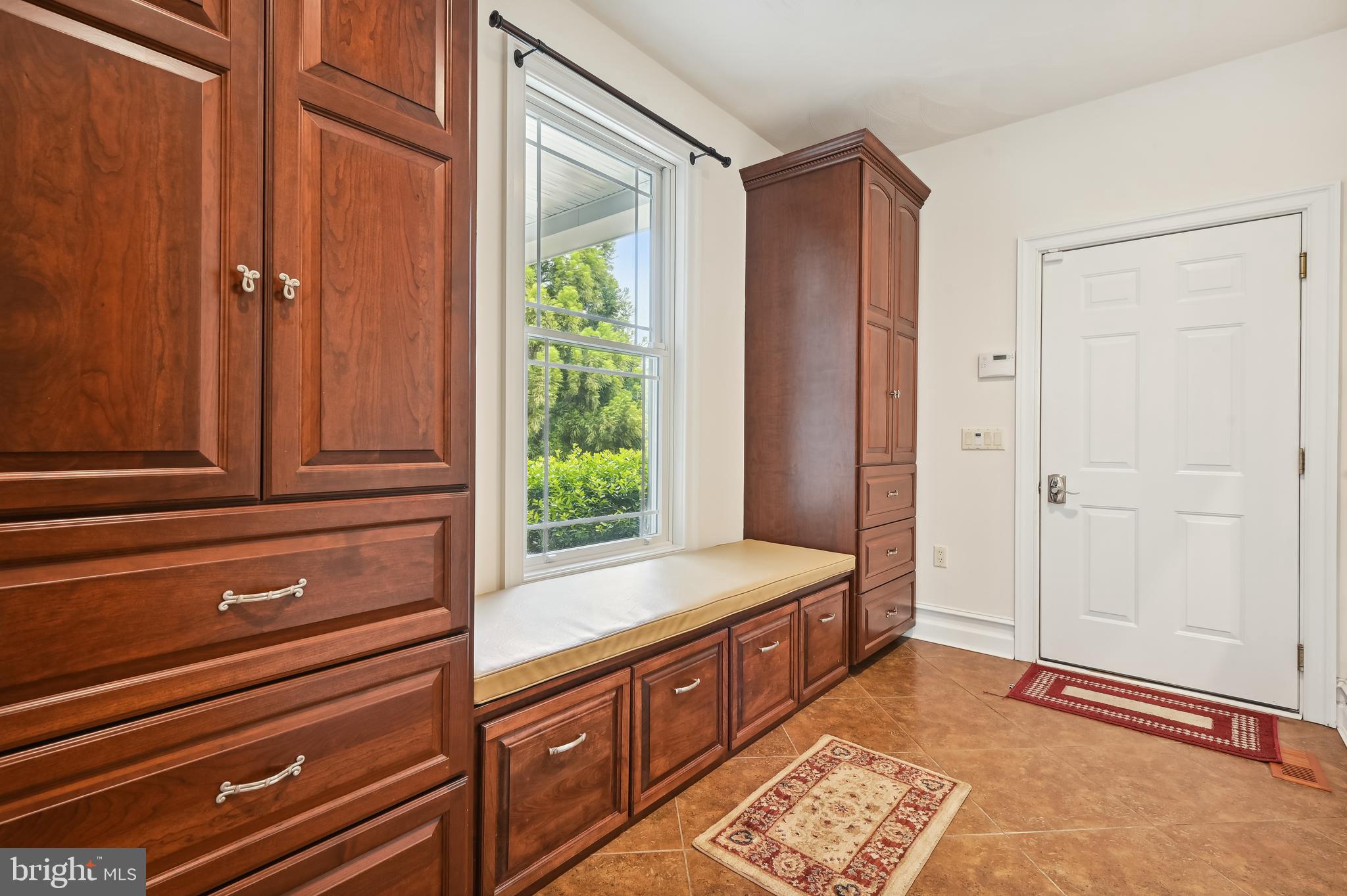 KENT ISLAND - Residential