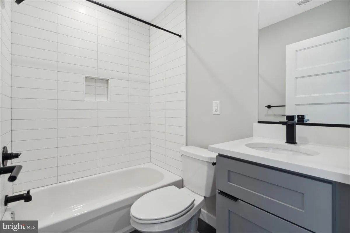 Philadelphia, Pennsylvania 19104, United States, 3 Bedrooms Bedrooms, ,3 BathroomsBathrooms,Residential,Active,150719
