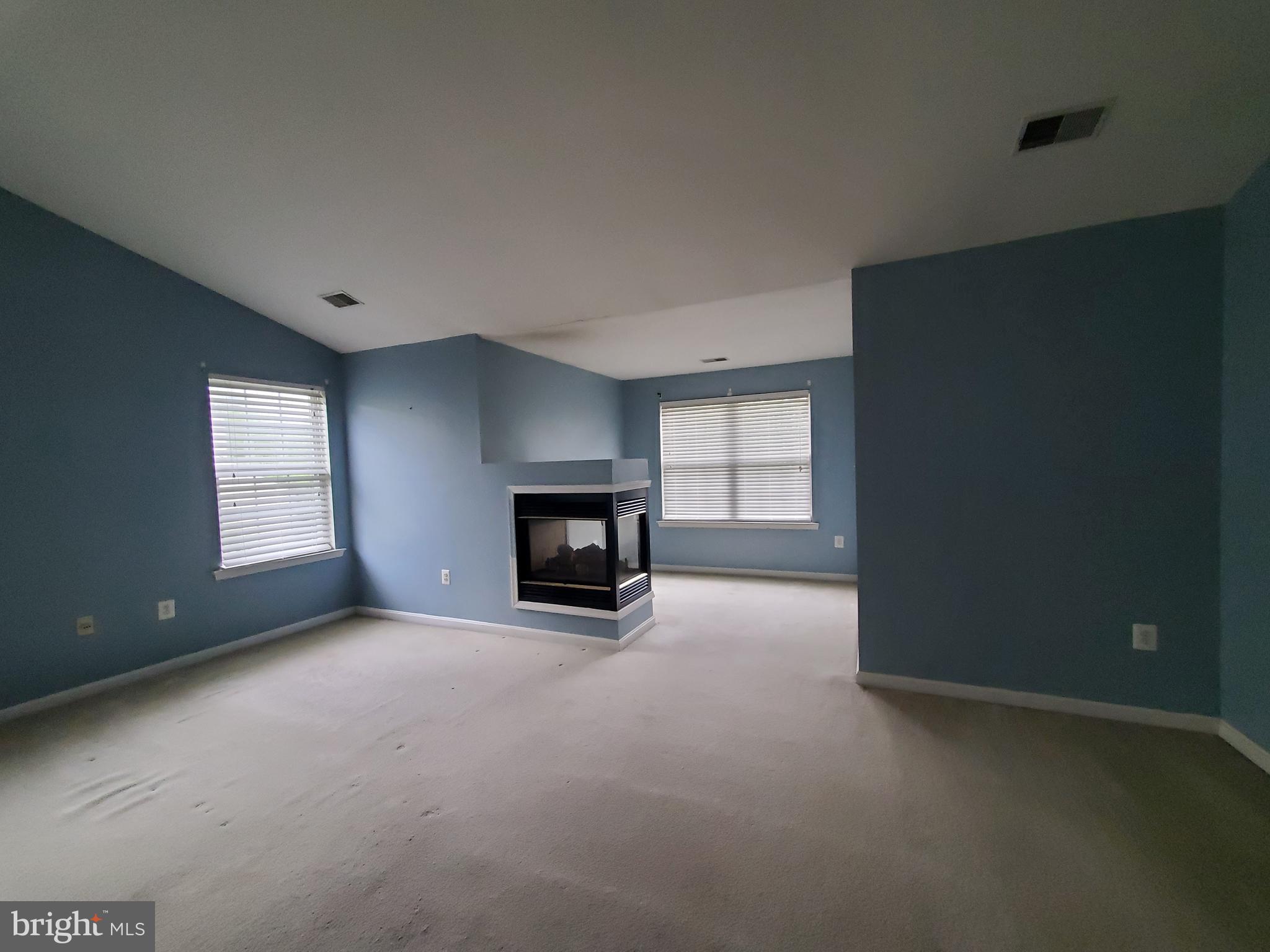 STREAMVIEW SUB - Residential