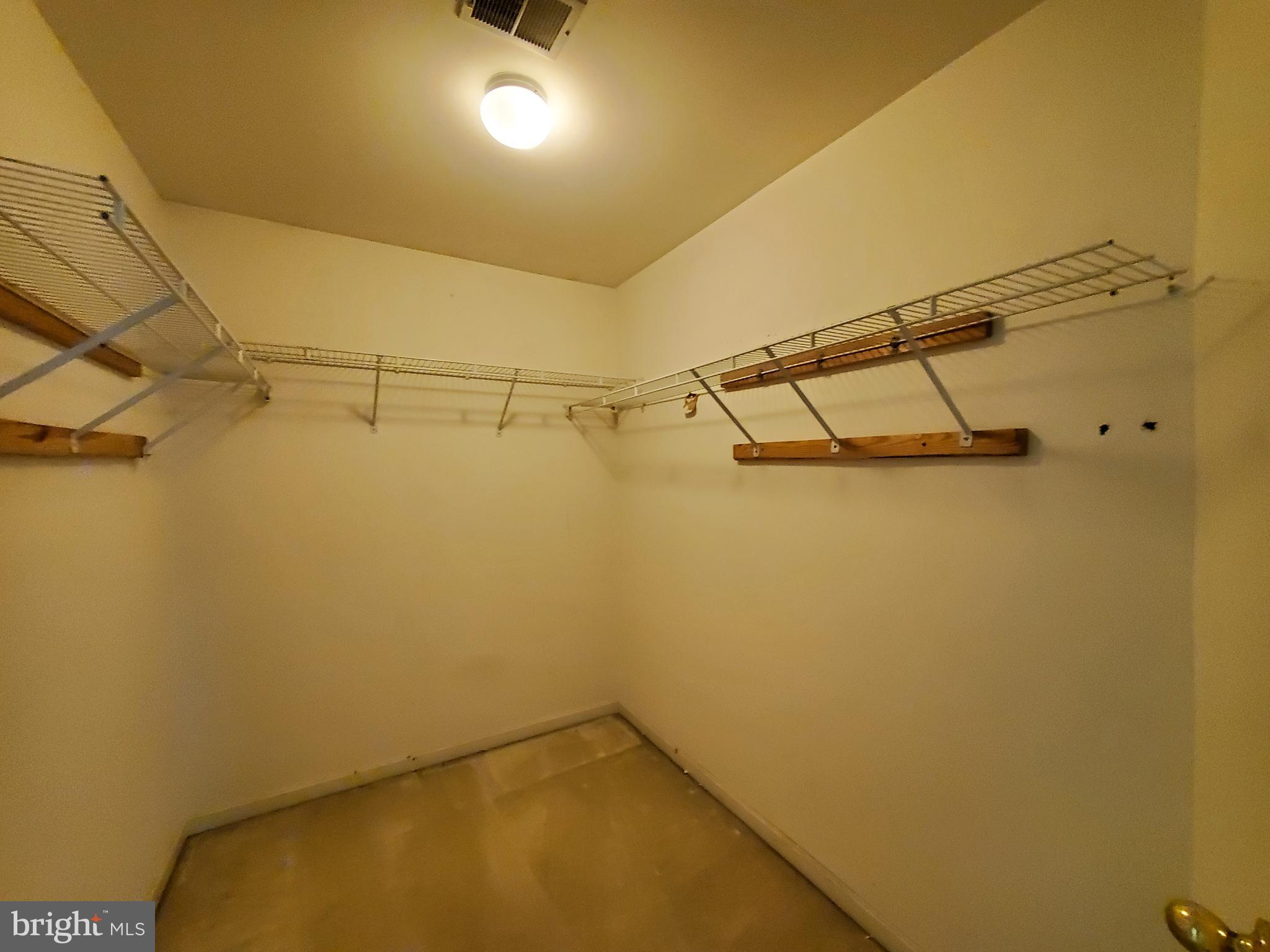 STREAMVIEW SUB - Residential