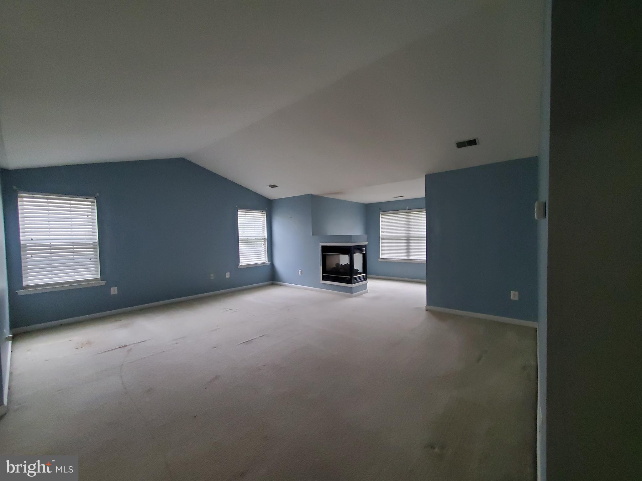 STREAMVIEW SUB - Residential