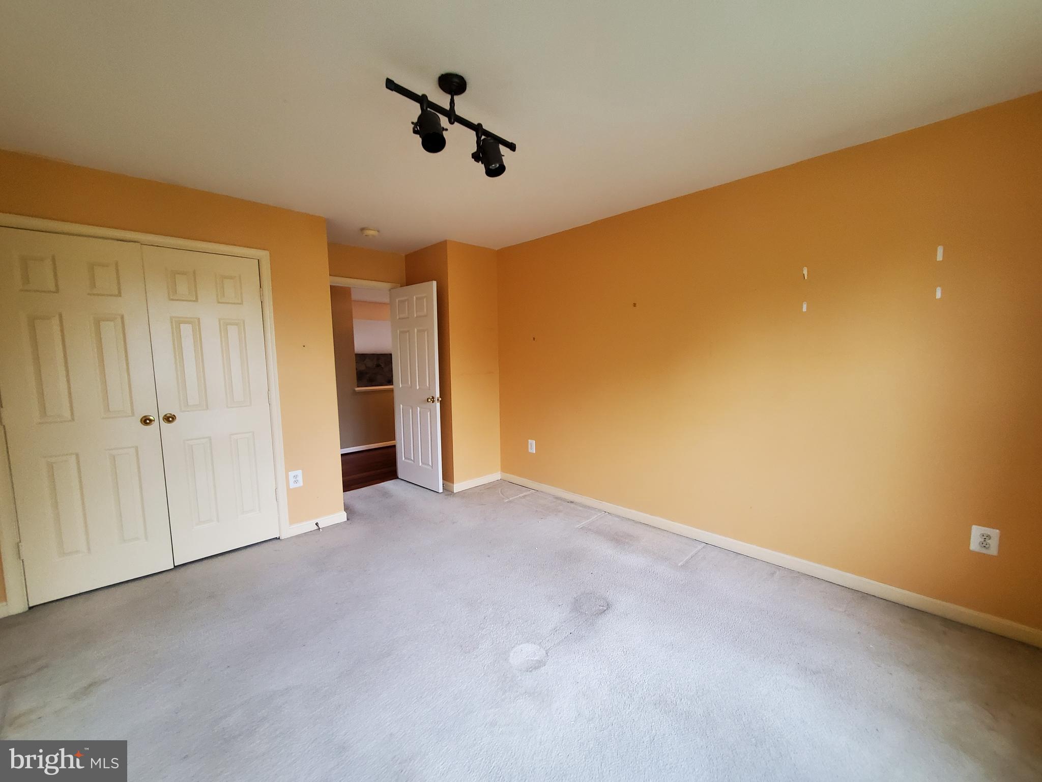 STREAMVIEW SUB - Residential