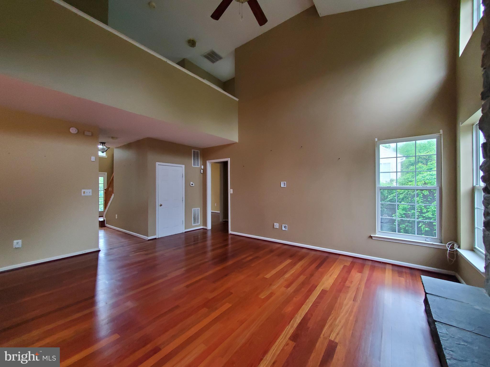 STREAMVIEW SUB - Residential