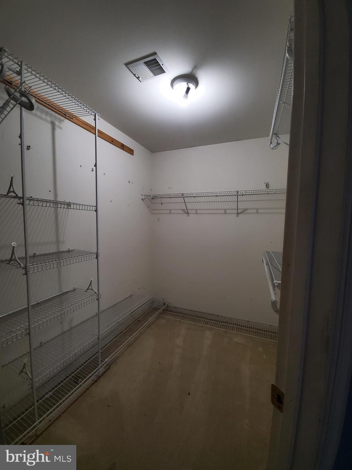 STREAMVIEW SUB - Residential