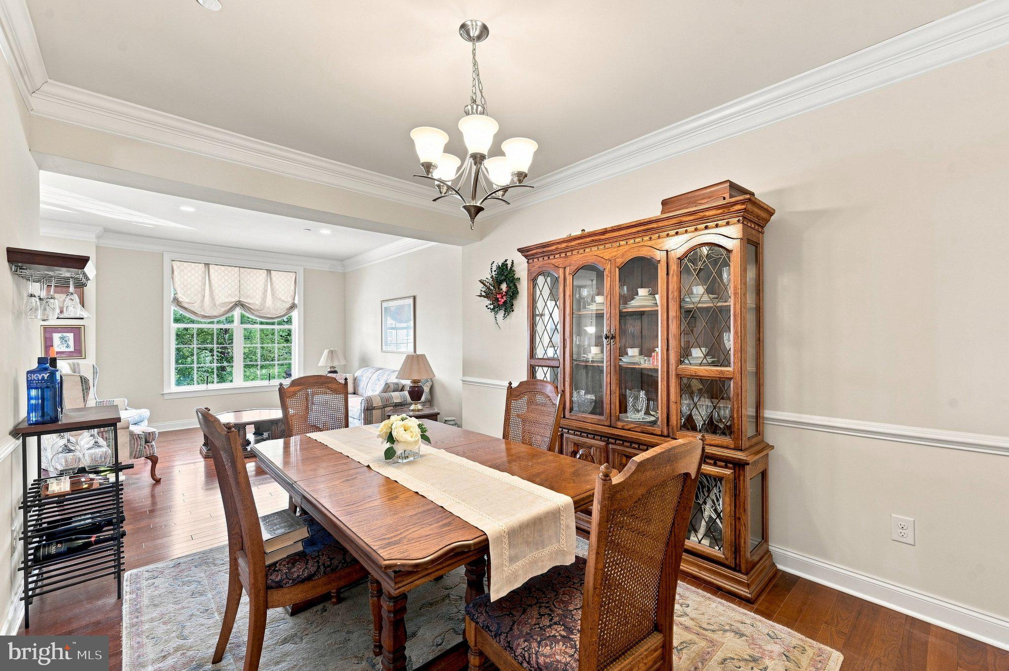 121 CORVUS CIRCLE