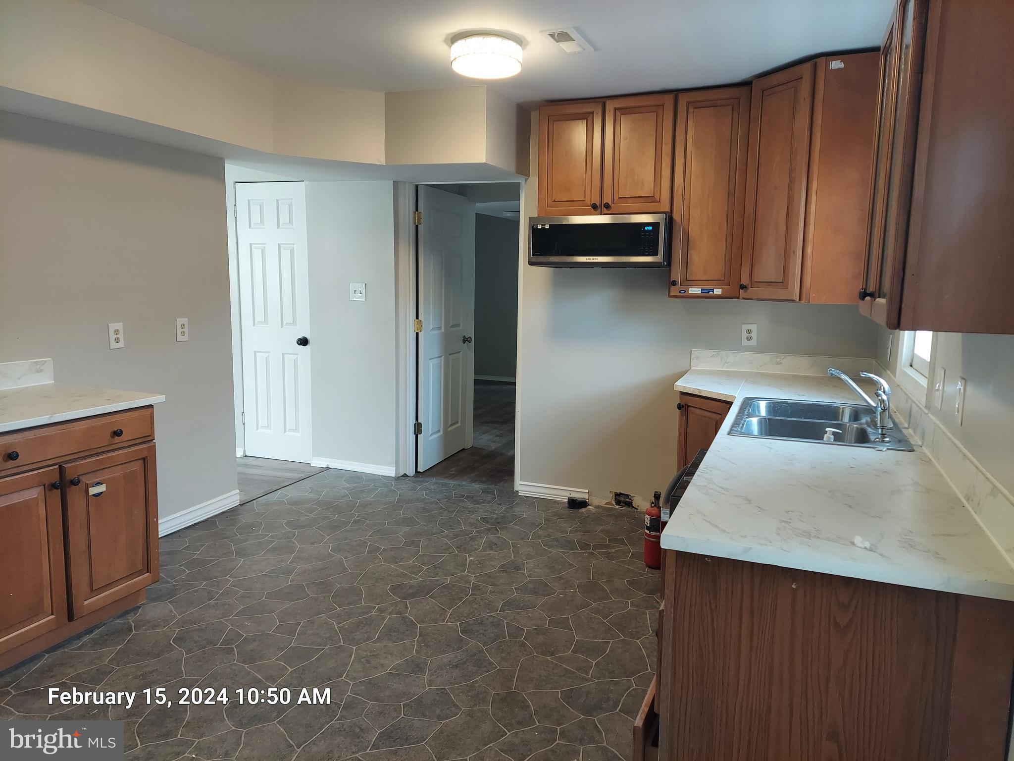 BATTLEFIELD GREEN - Residential Lease