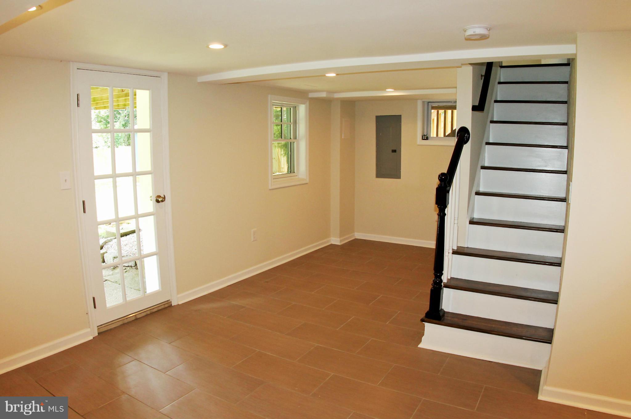 KENSINGTON - Residential