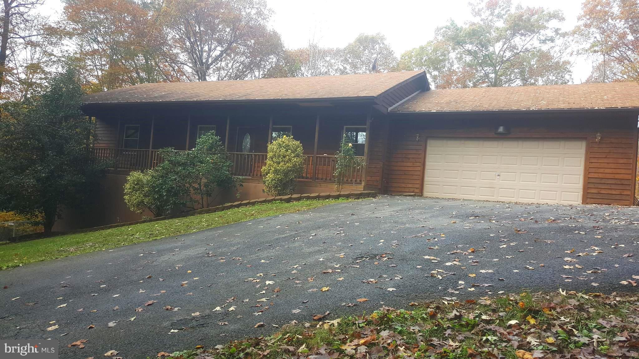 GOLDEN BEACH - Residential