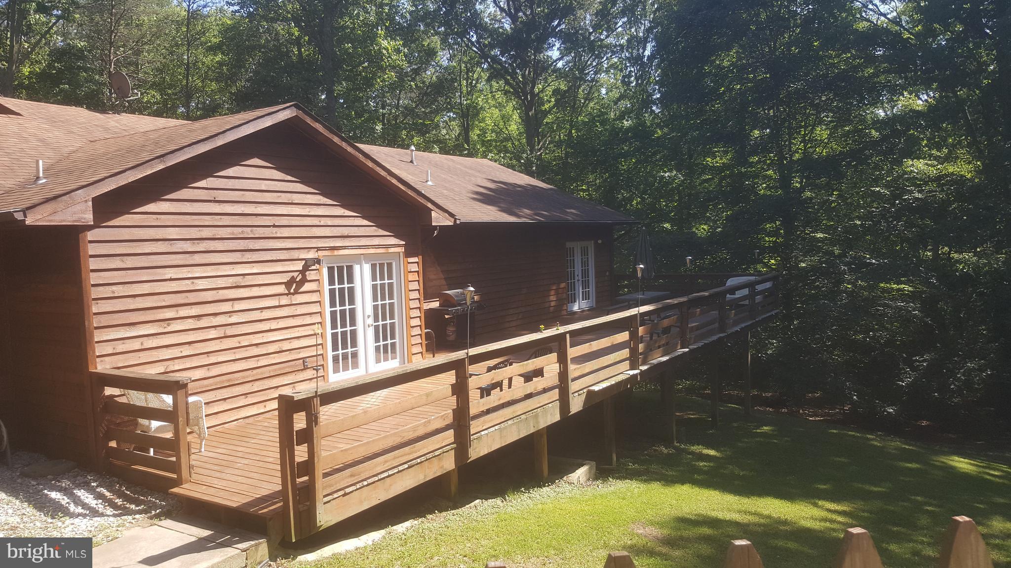 GOLDEN BEACH - Residential