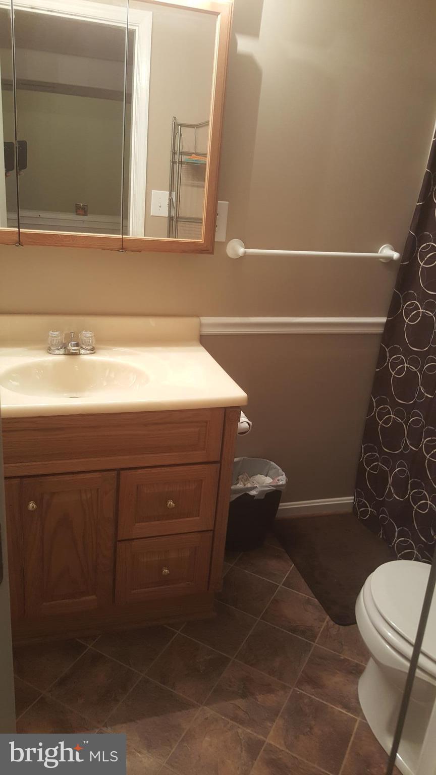 GOLDEN BEACH - Residential