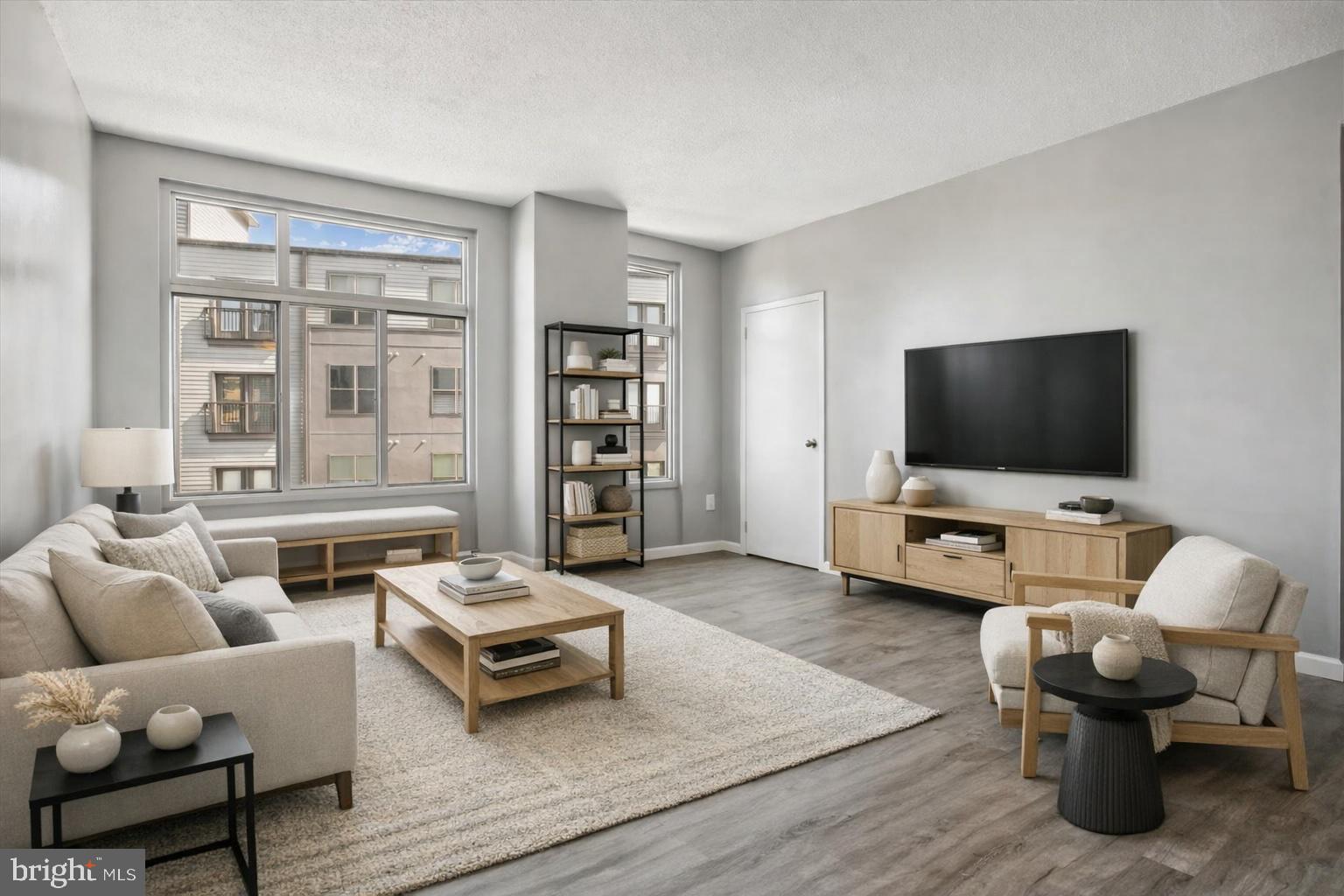 28 ALLEGHENY AVENUE 806