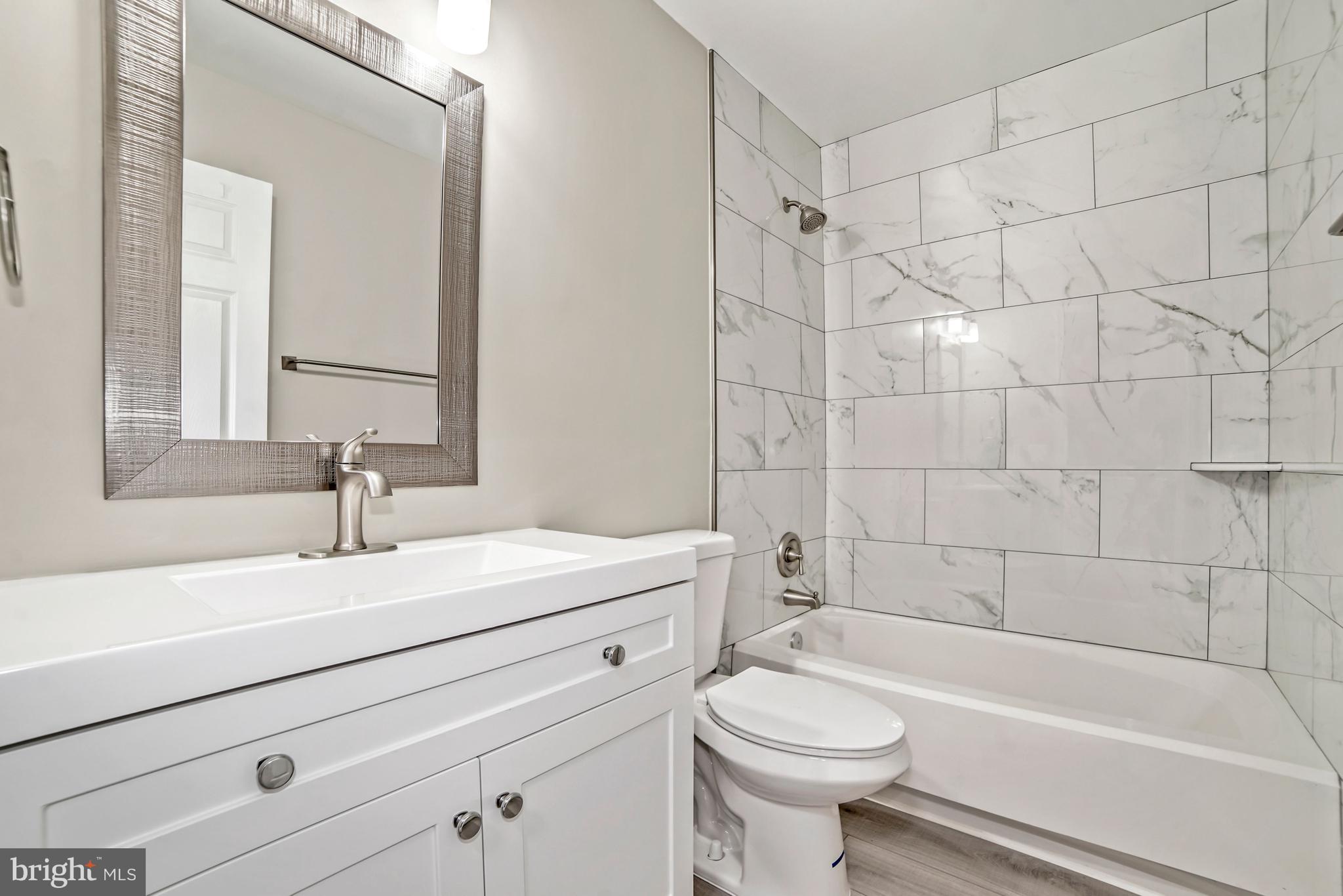 RIDGELEIGH - Residential Lease