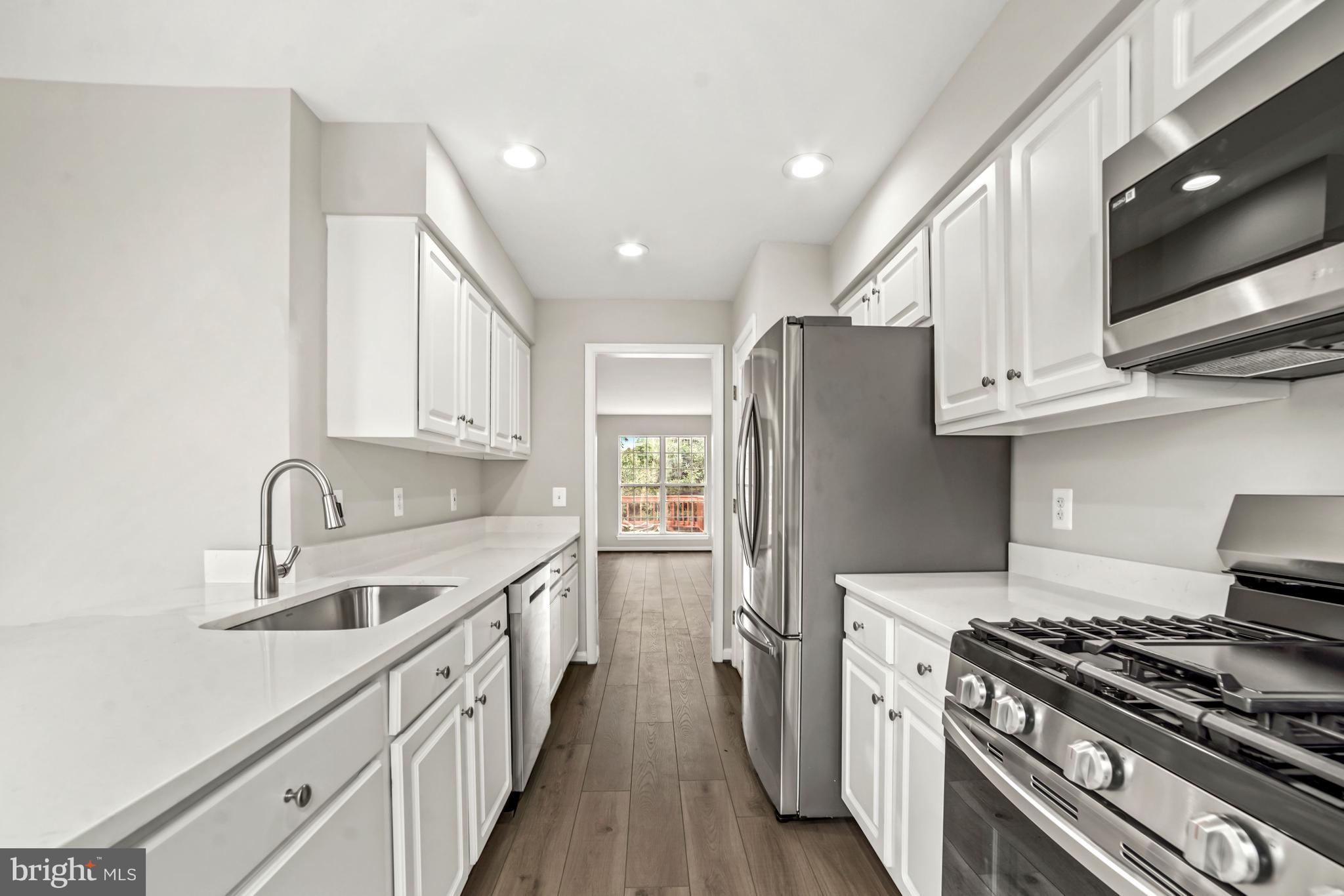 RIDGELEIGH - Residential Lease