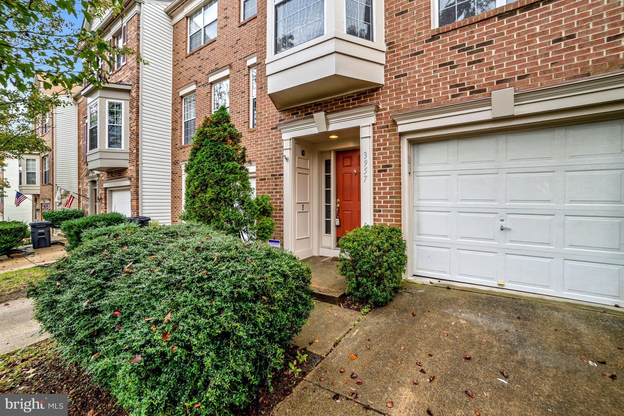 RIDGELEIGH - Residential Lease