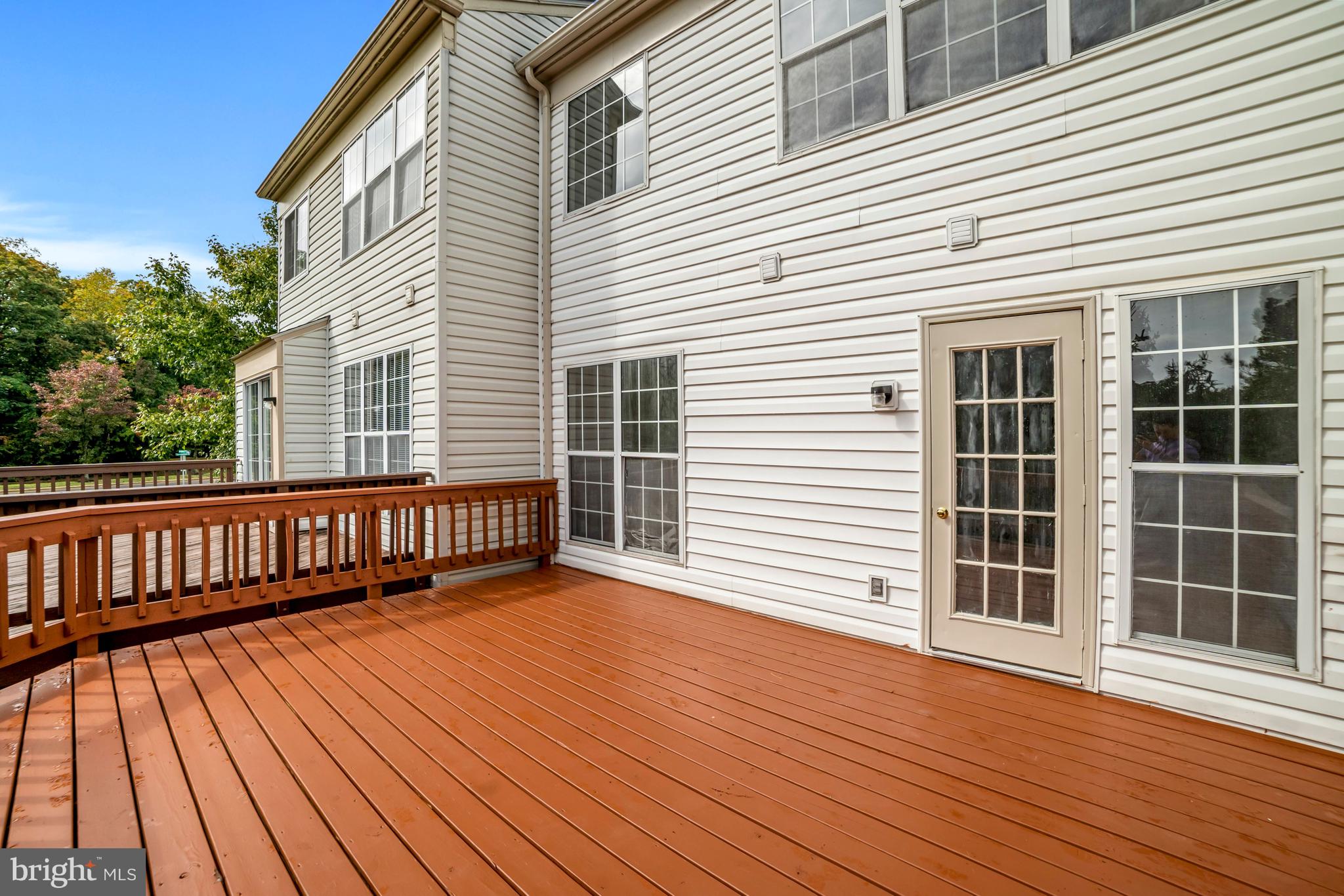 RIDGELEIGH - Residential Lease