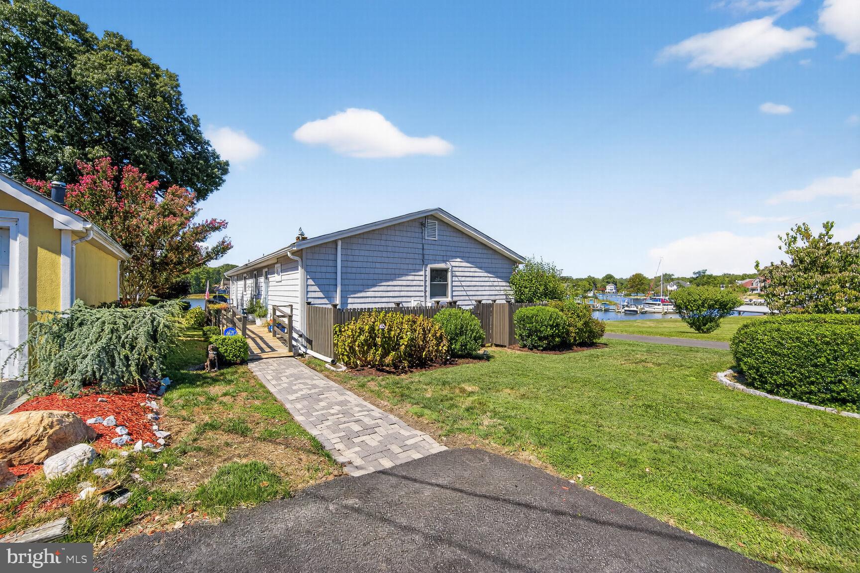 CLOVERLEA - Residential