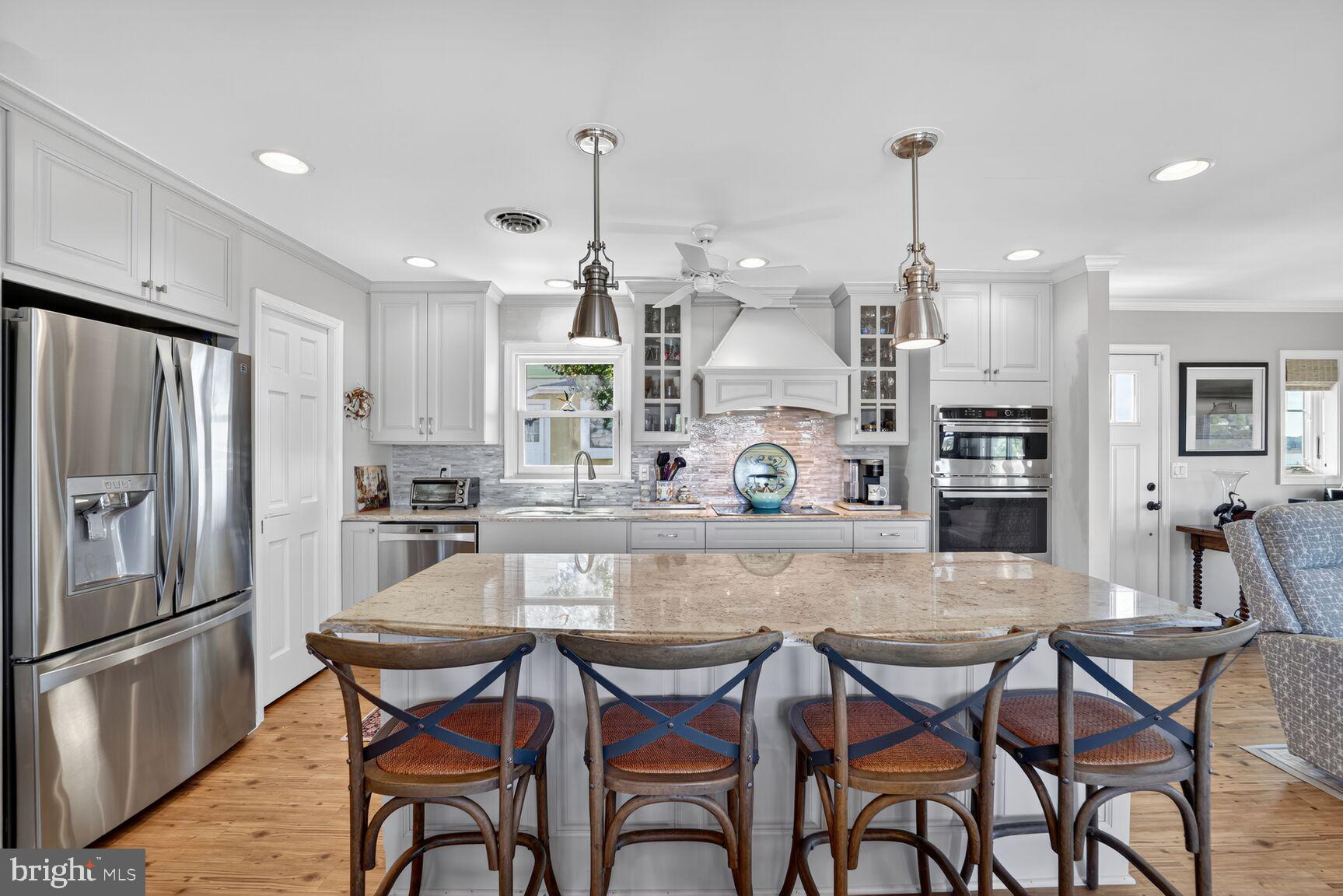 CLOVERLEA - Residential