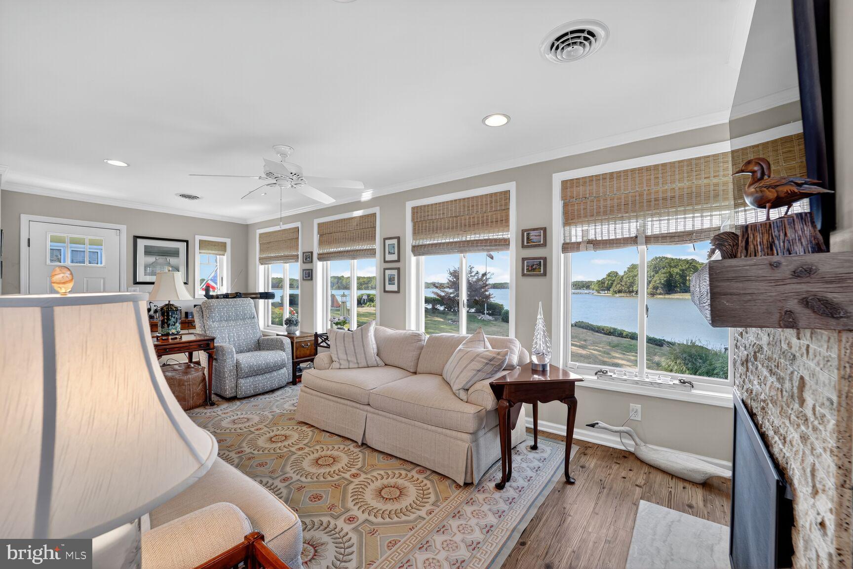 CLOVERLEA - Residential