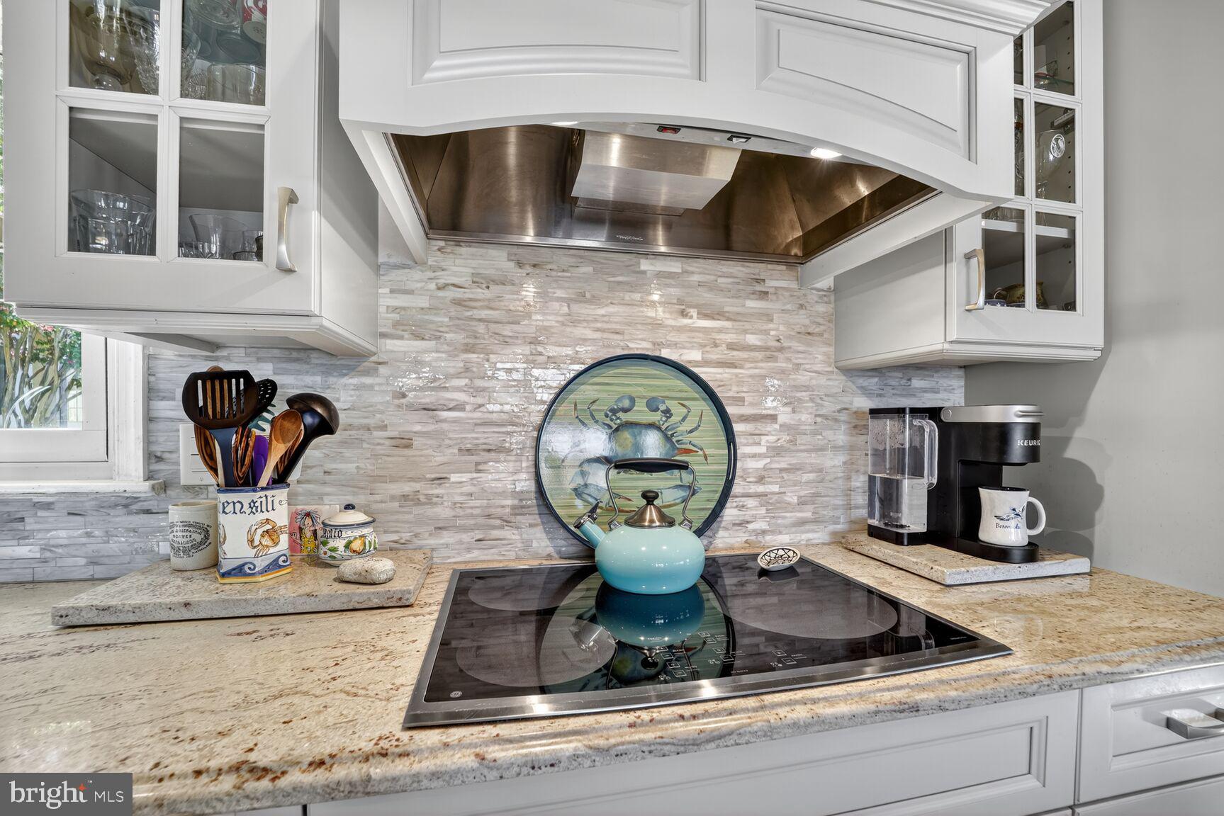 CLOVERLEA - Residential