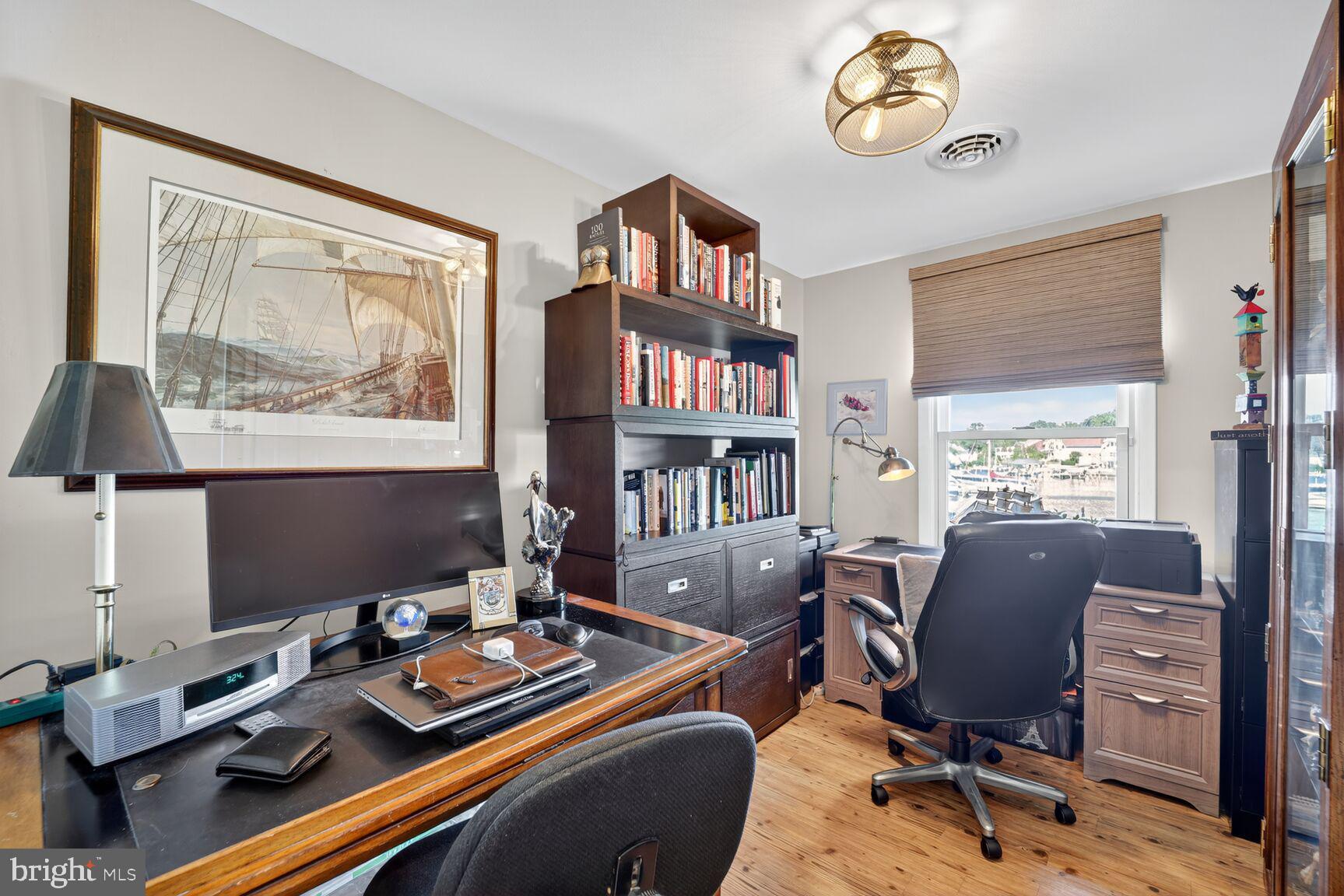 CLOVERLEA - Residential