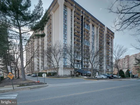 5300 Holmes Run Parkway Unit 709, Alexandria, VA 22304 - MLS#: VAAX2042526