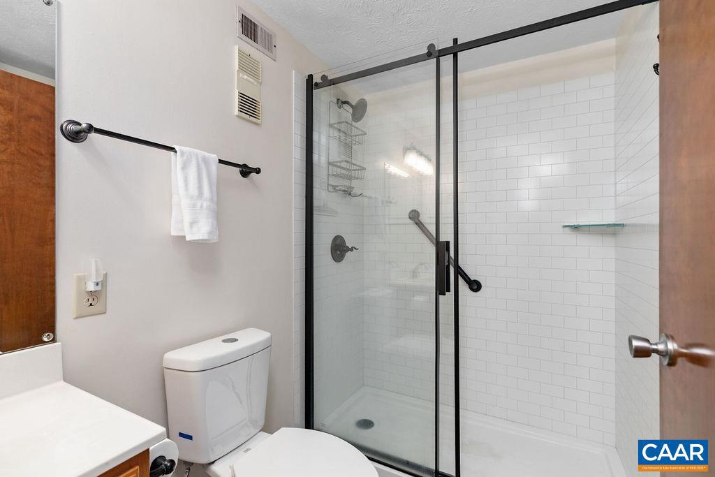 WINTERGREEN RESORT - Residential