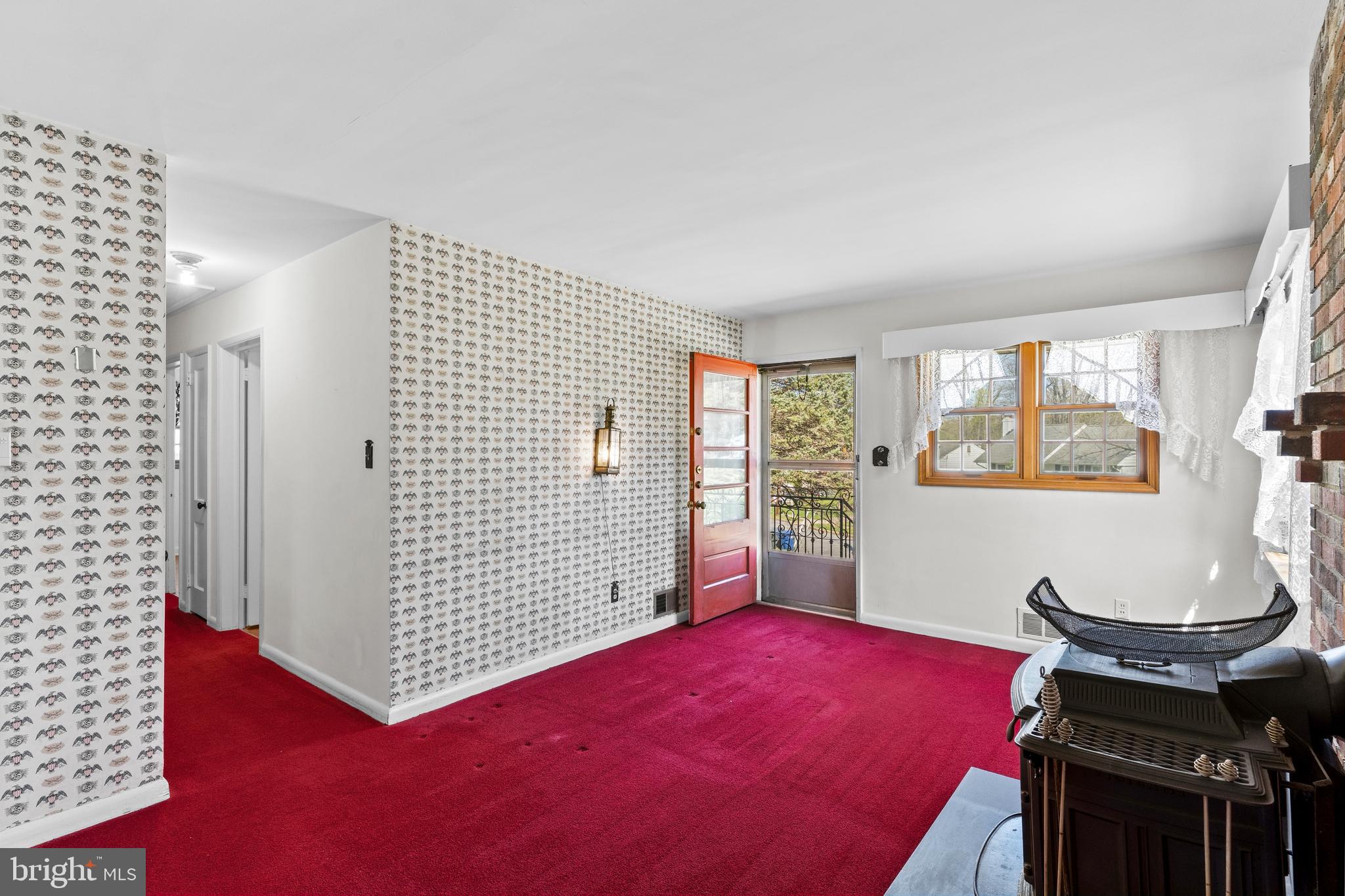 BROYHILL CREST - Residential