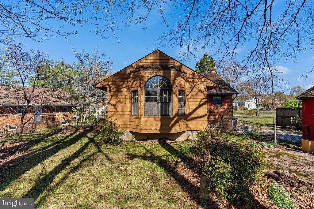 BROYHILL CREST - Residential