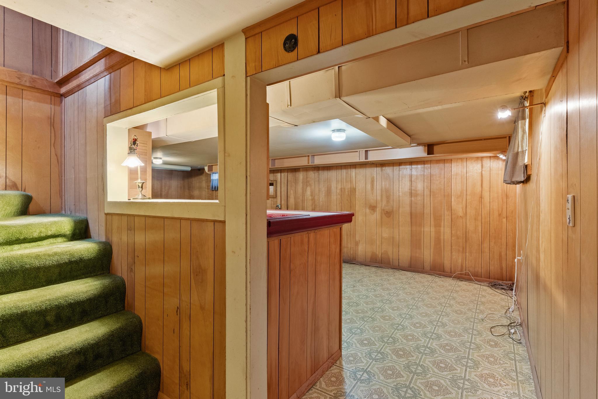 BROYHILL CREST - Residential