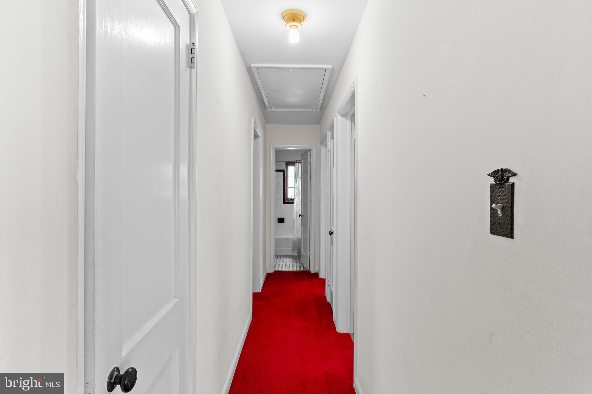 BROYHILL CREST - Residential