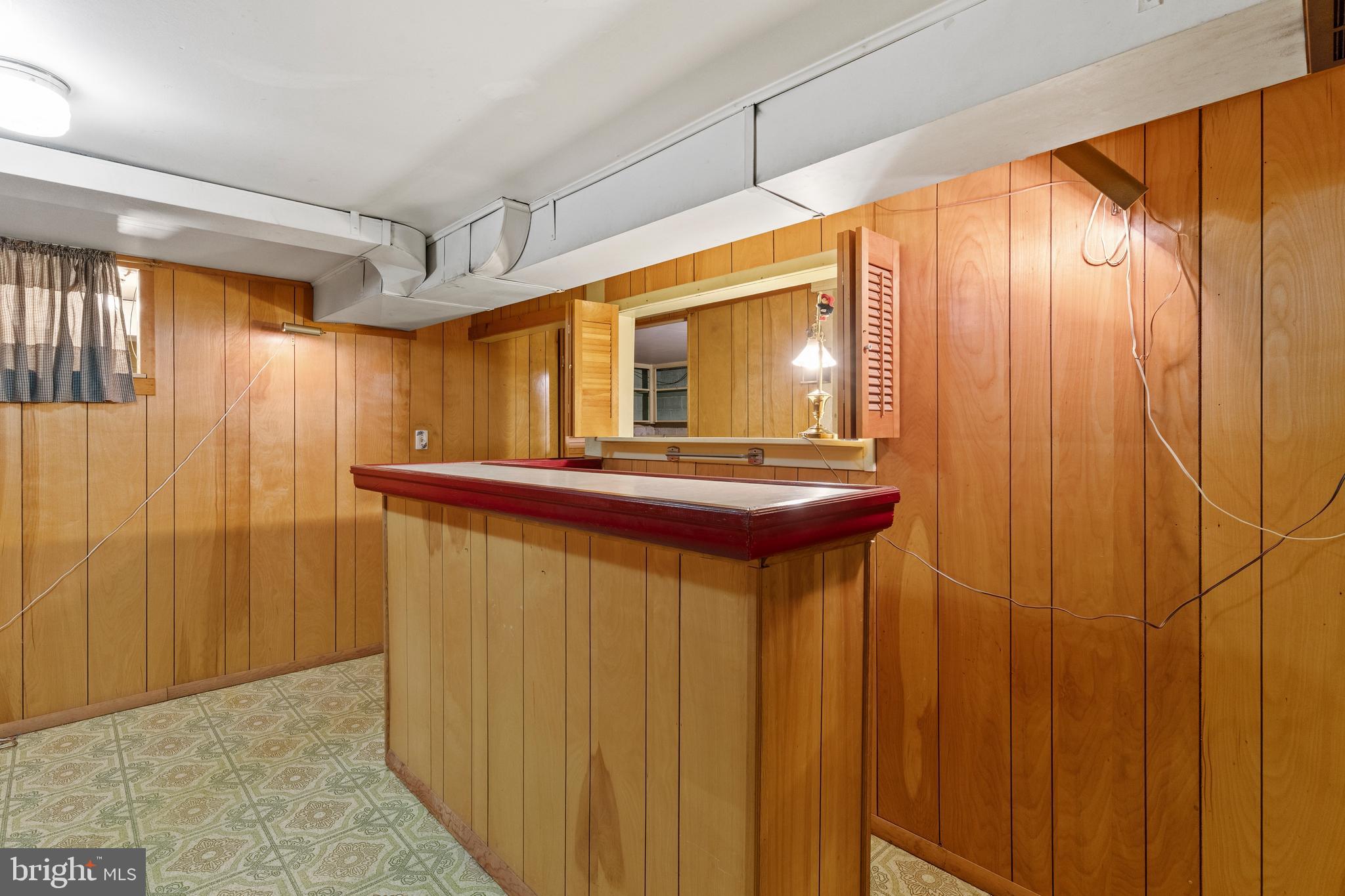 BROYHILL CREST - Residential