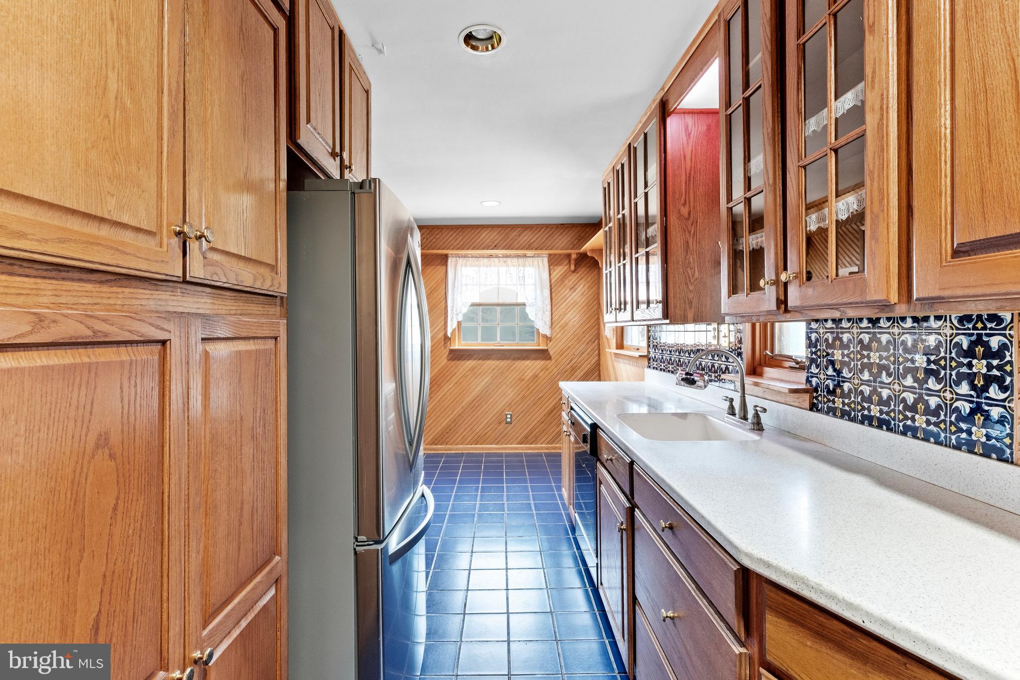 BROYHILL CREST - Residential