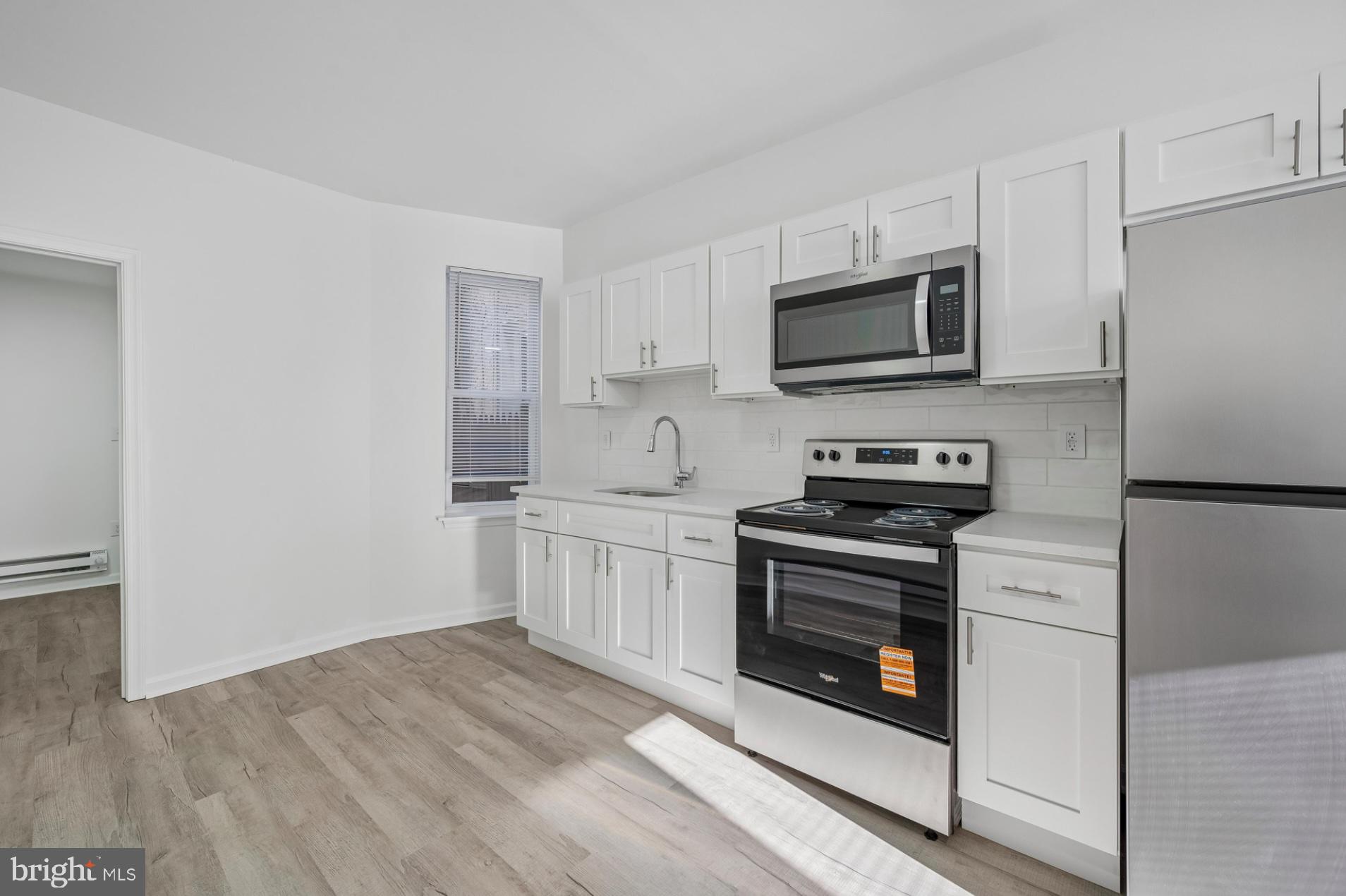 2964 N TAYLOR STREET