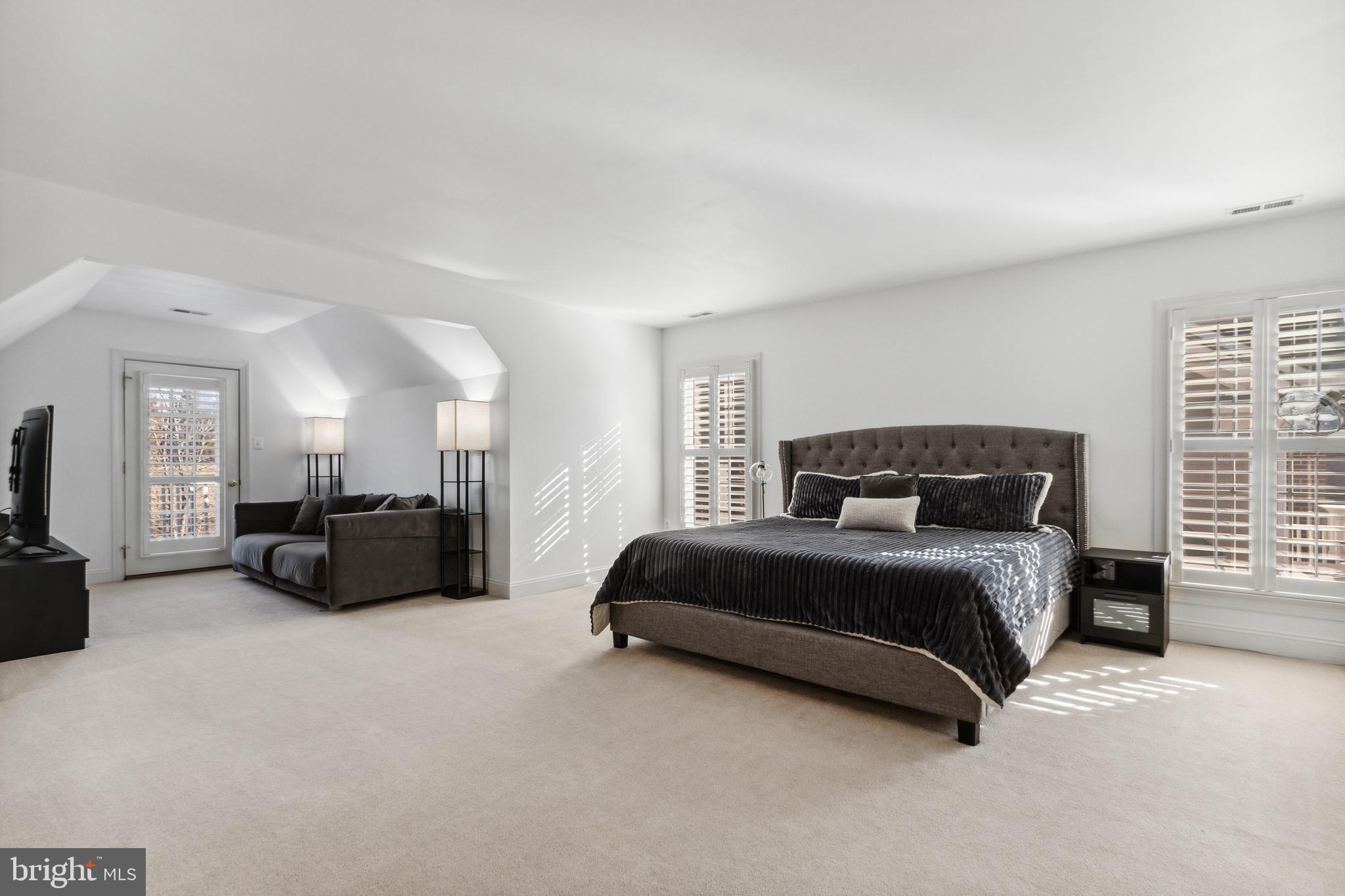 LAKE MANASSAS - Residential