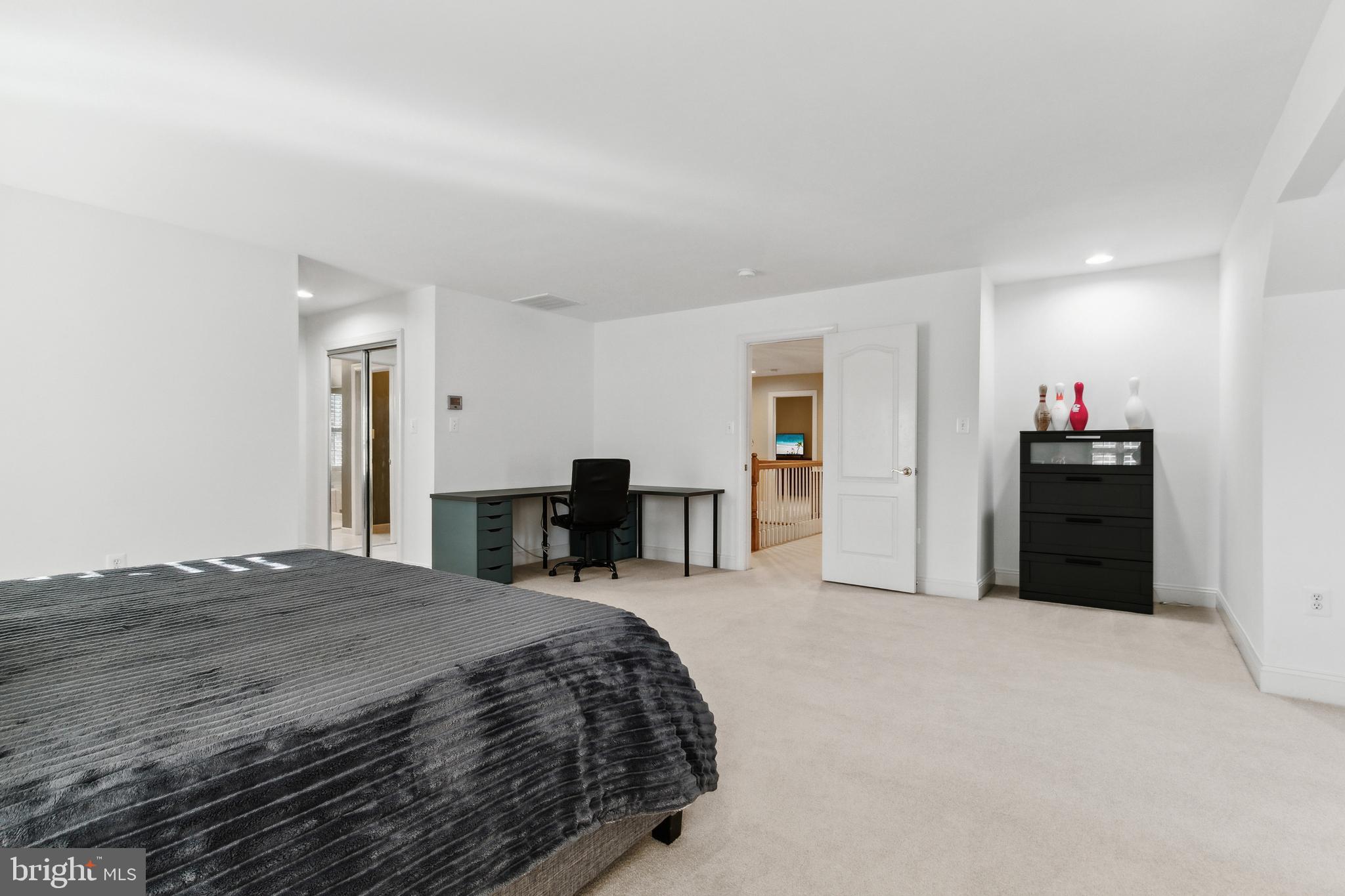 LAKE MANASSAS - Residential