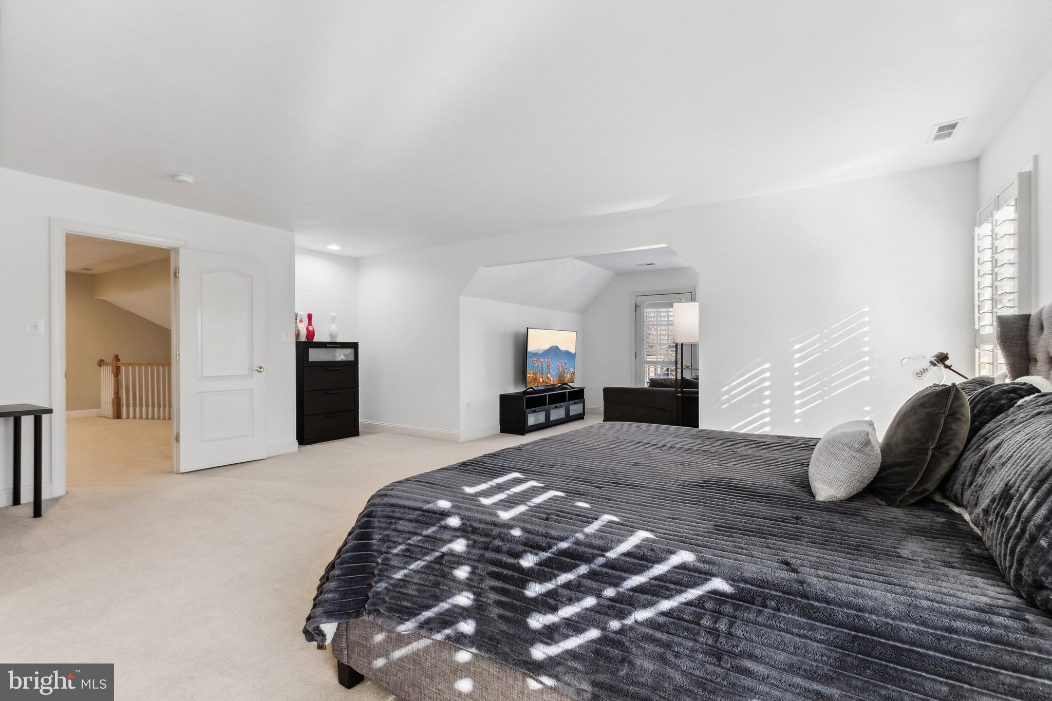 LAKE MANASSAS - Residential