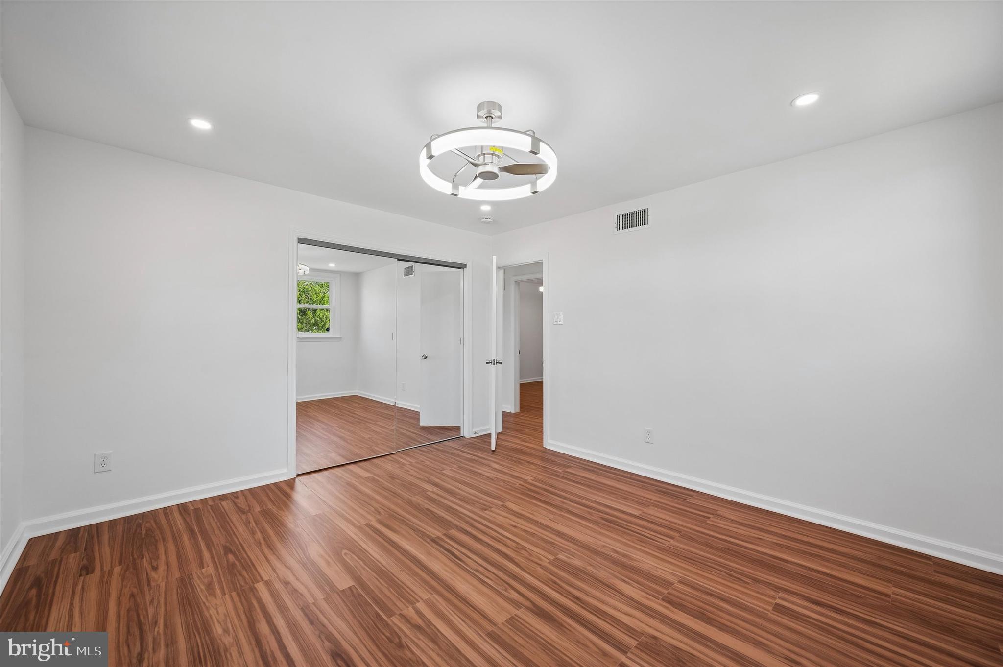 ROLLING GREEN - Residential