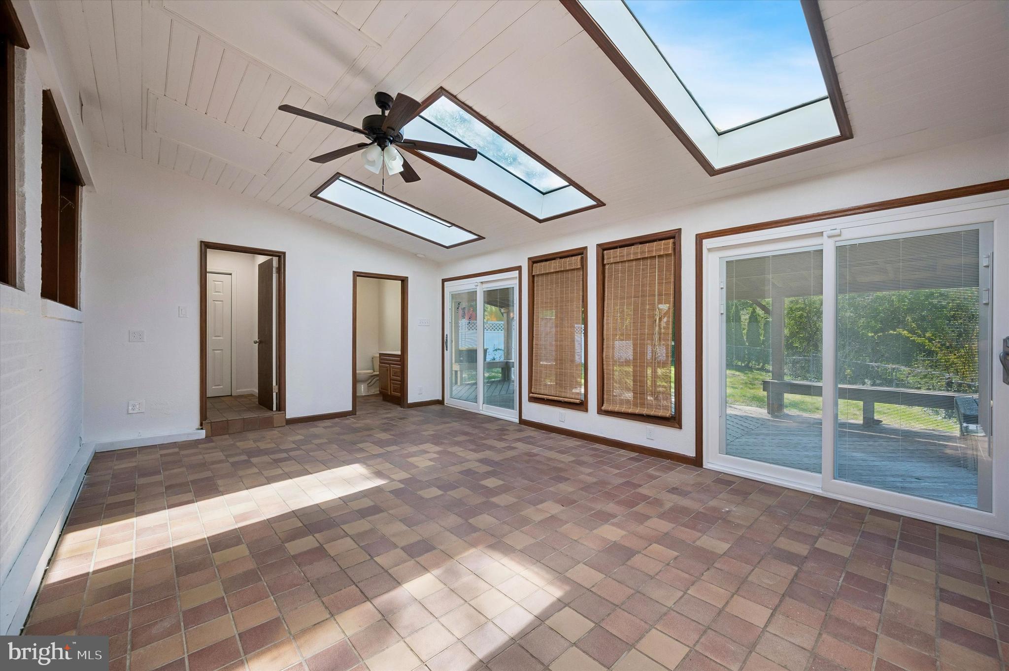 ROLLING GREEN - Residential