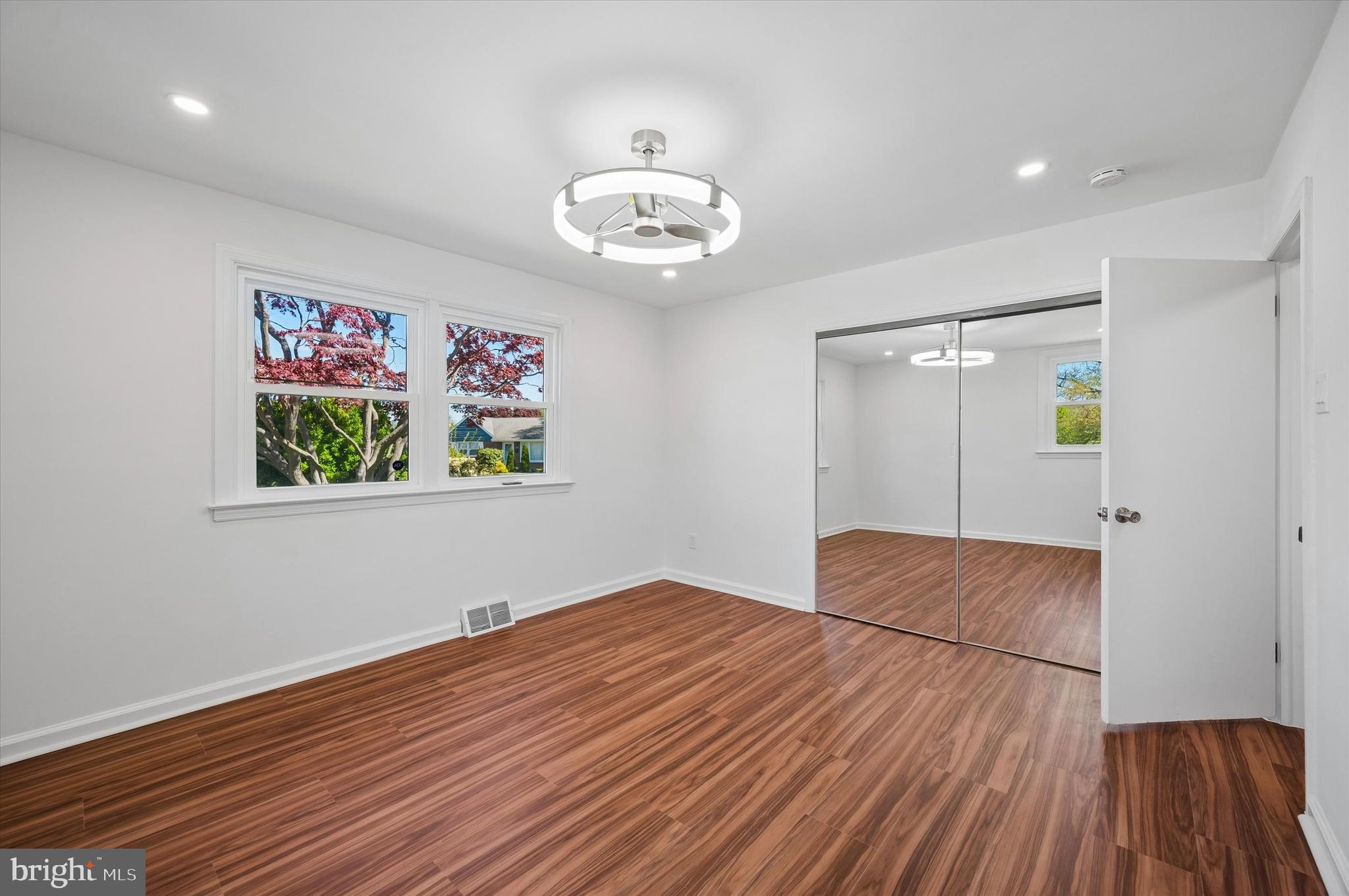 ROLLING GREEN - Residential