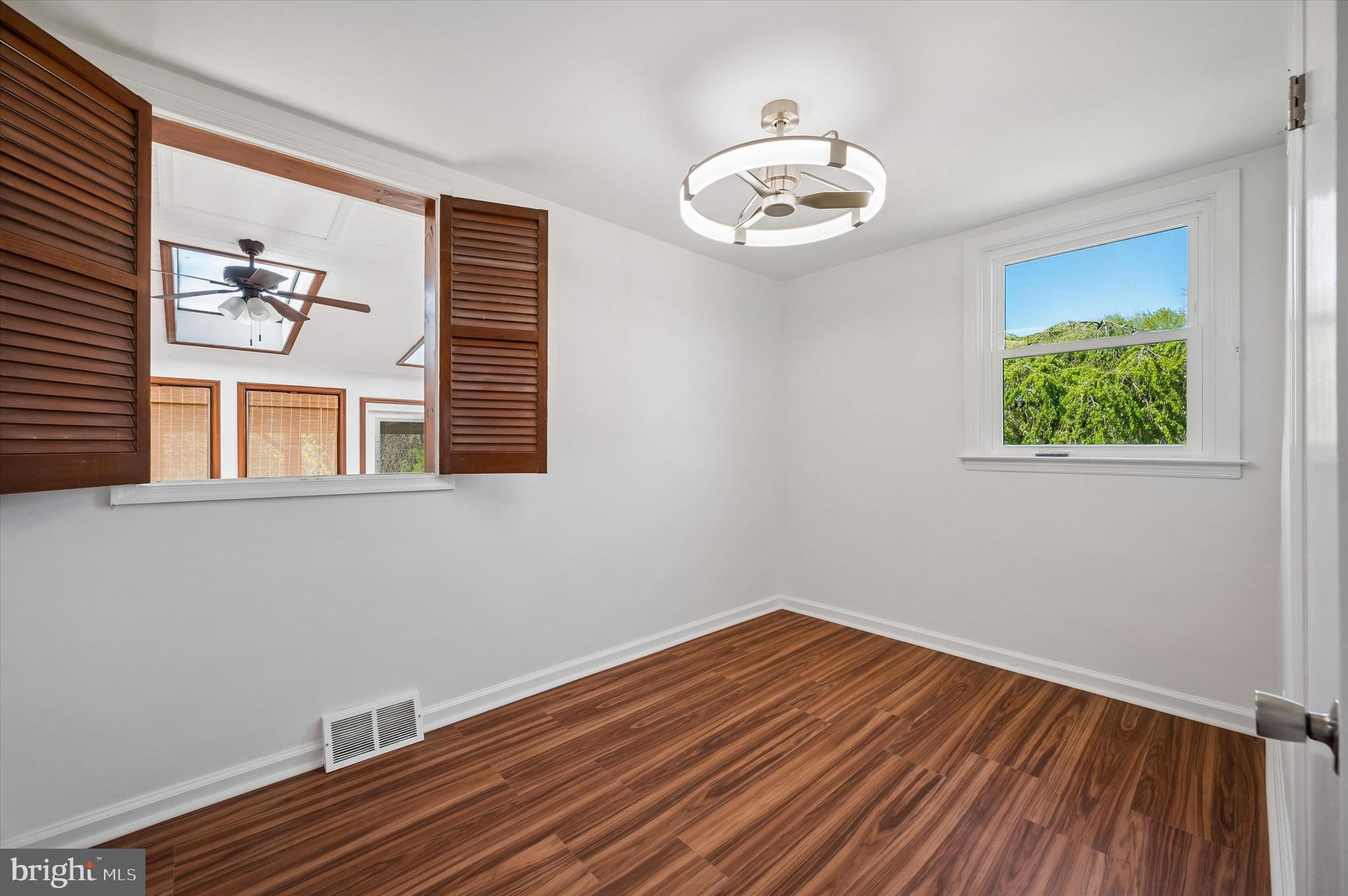 ROLLING GREEN - Residential