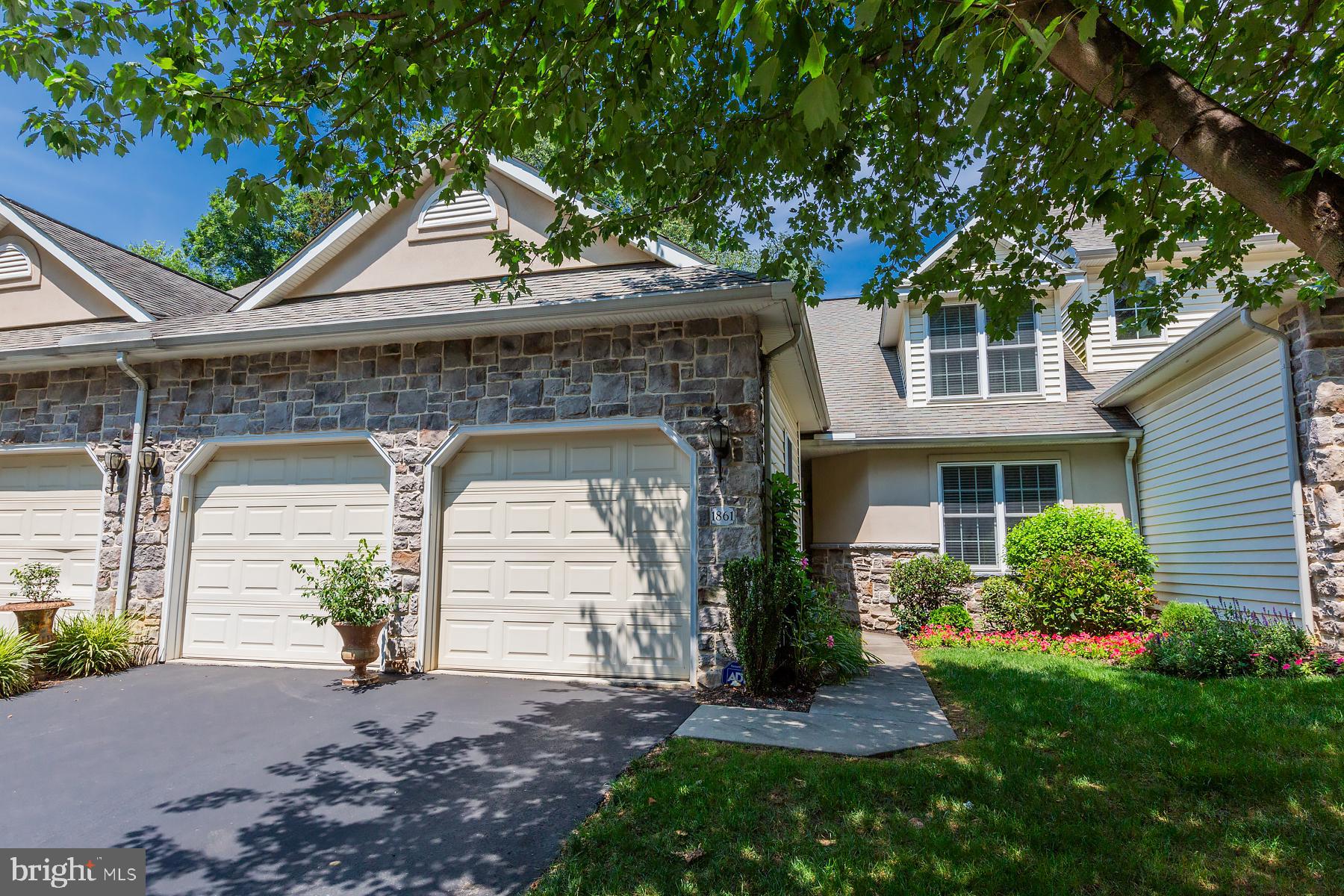 1861 SERENE WAY