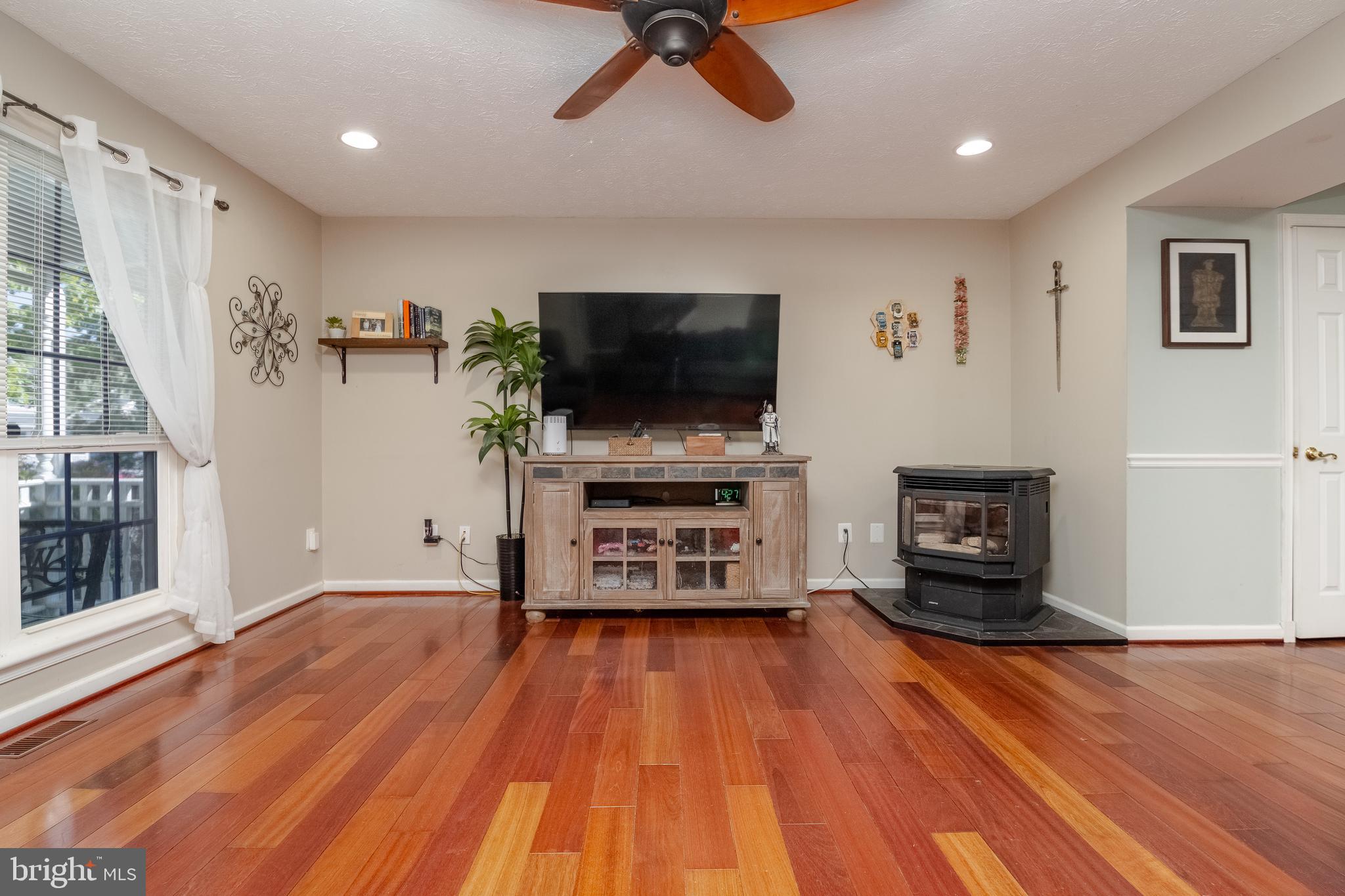 CHESTERFIELD - Residential