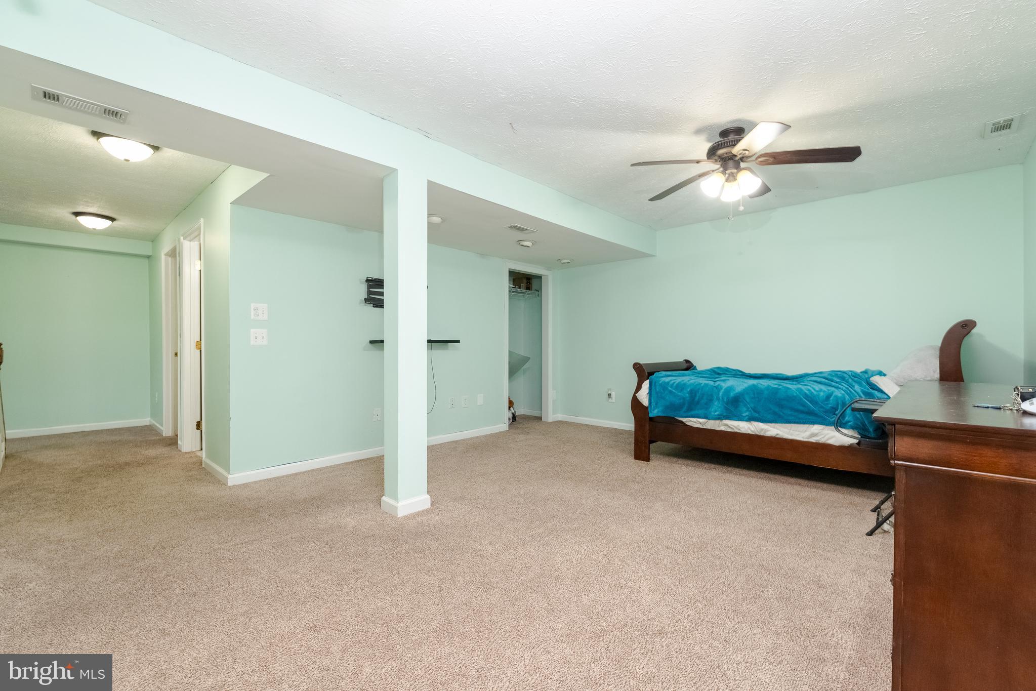 CHESTERFIELD - Residential