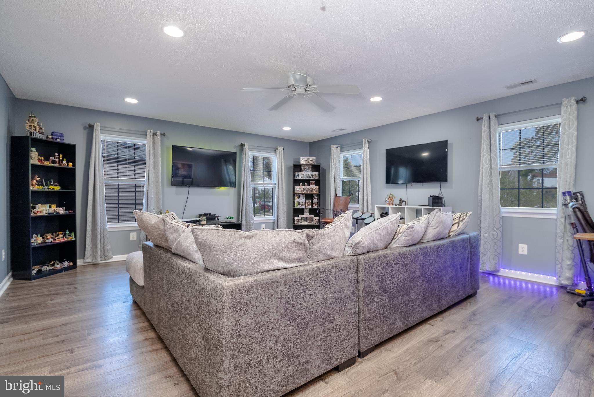 CHESTERFIELD - Residential