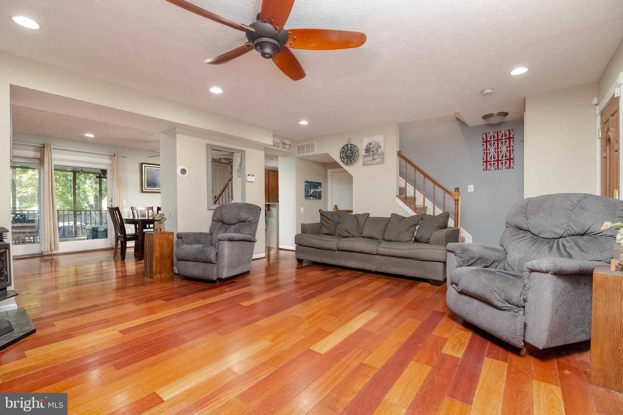 CHESTERFIELD - Residential