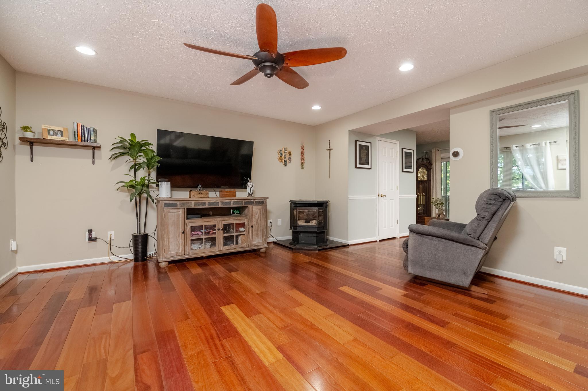 CHESTERFIELD - Residential