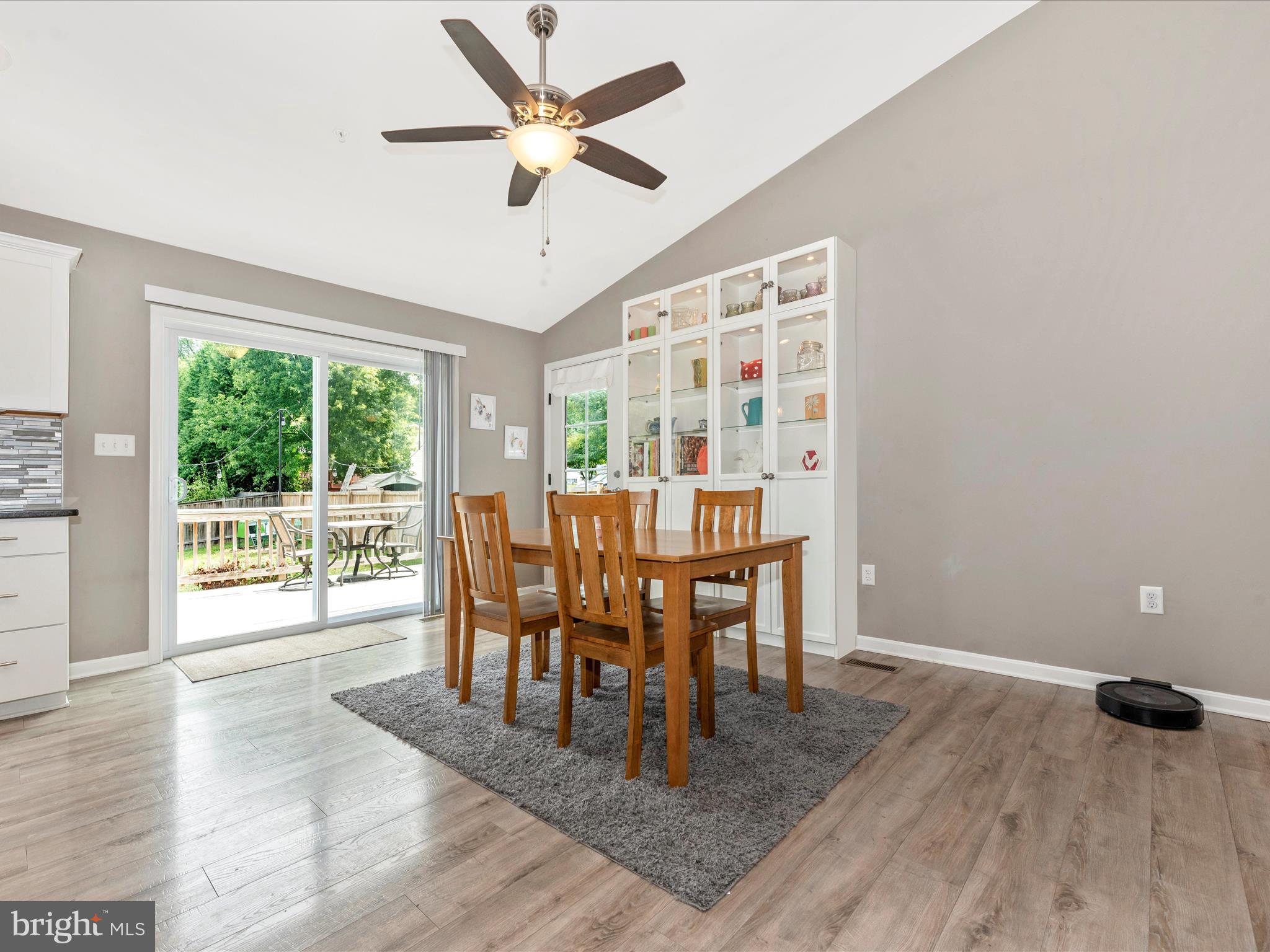 ELK RIDGE - Residential