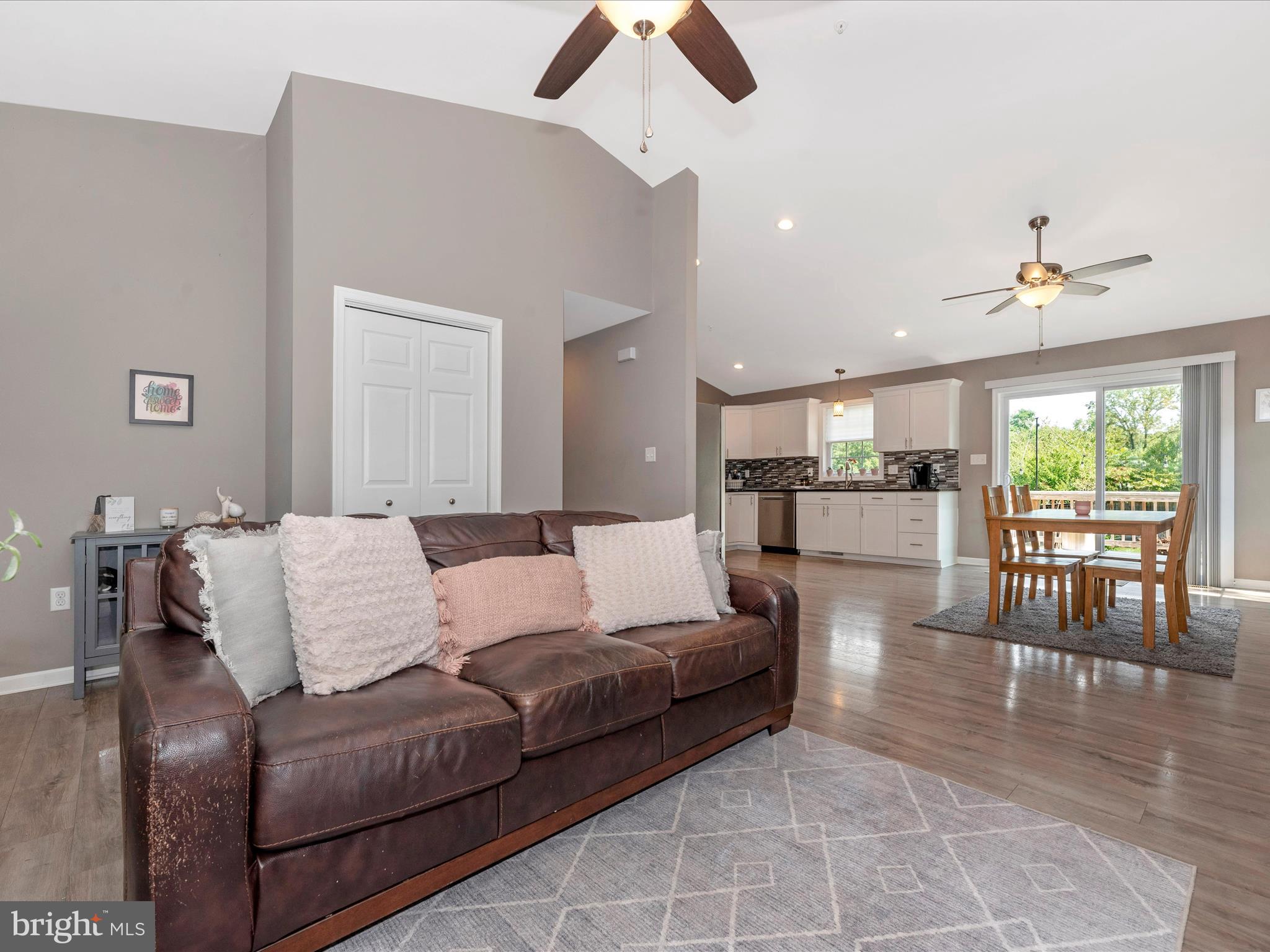 ELK RIDGE - Residential