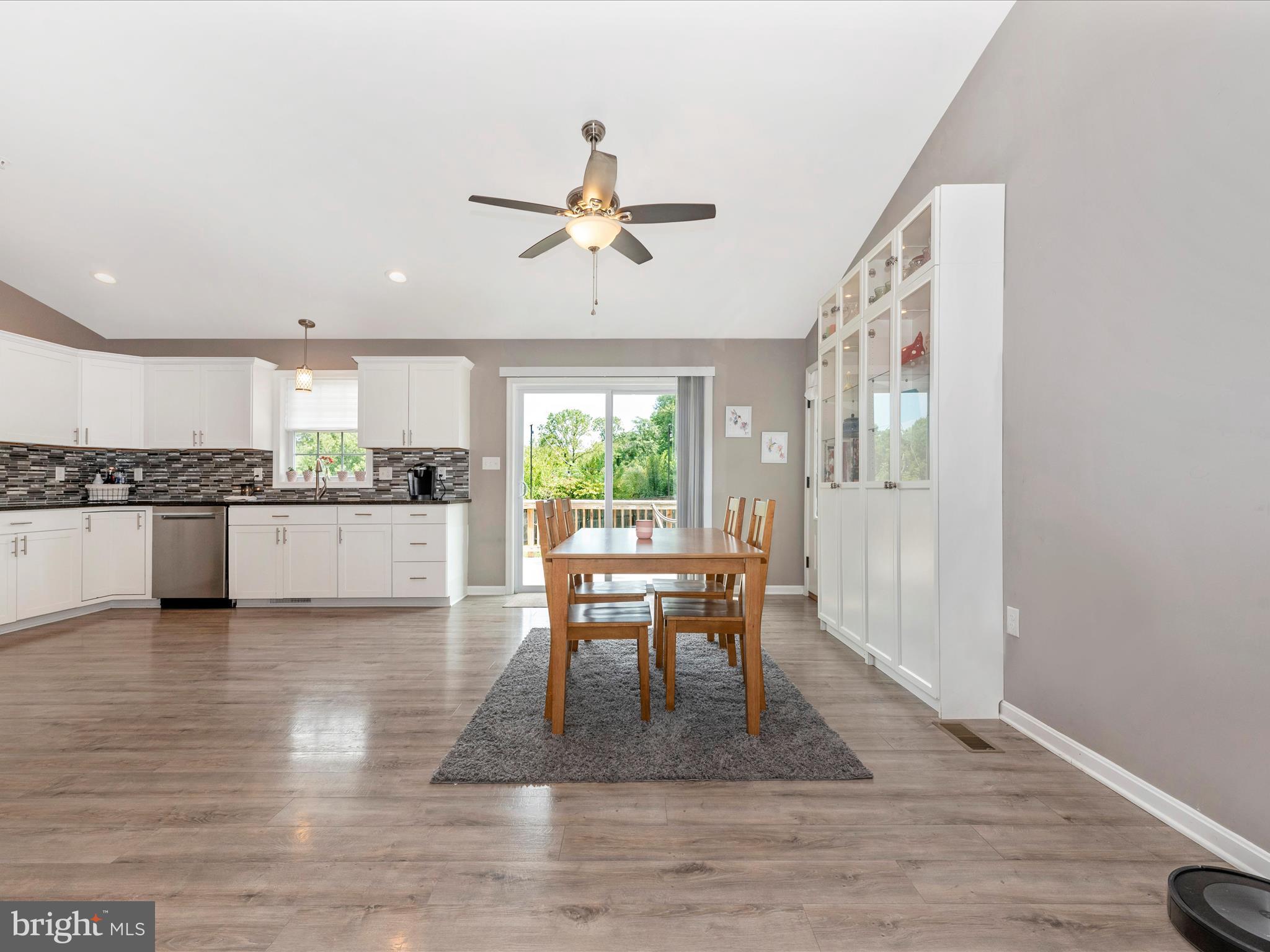 ELK RIDGE - Residential